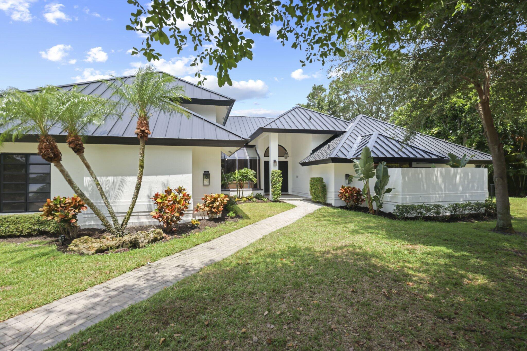 3235 Hyde Circle