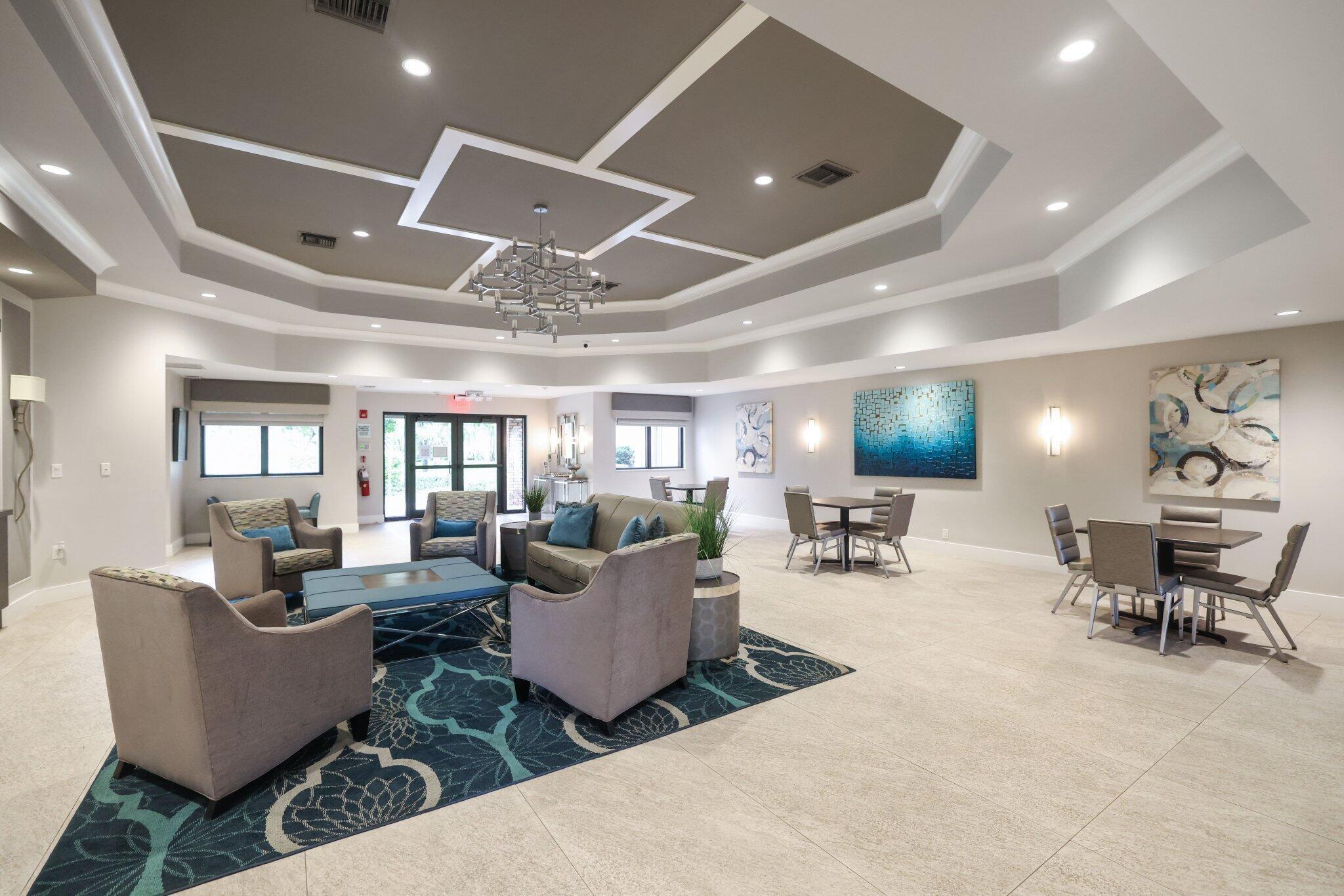 3235 Hyde Circle