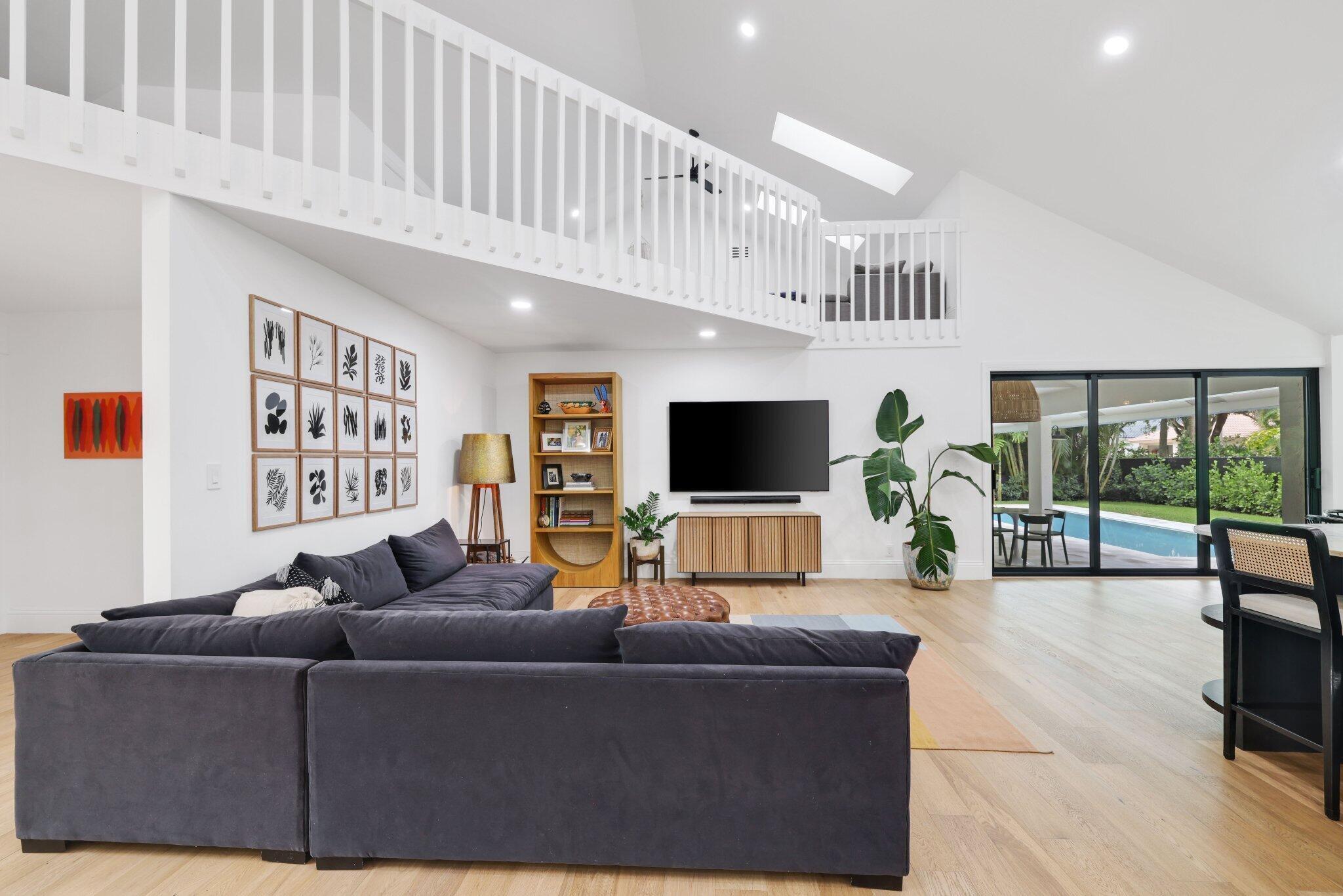 3235 Hyde Circle