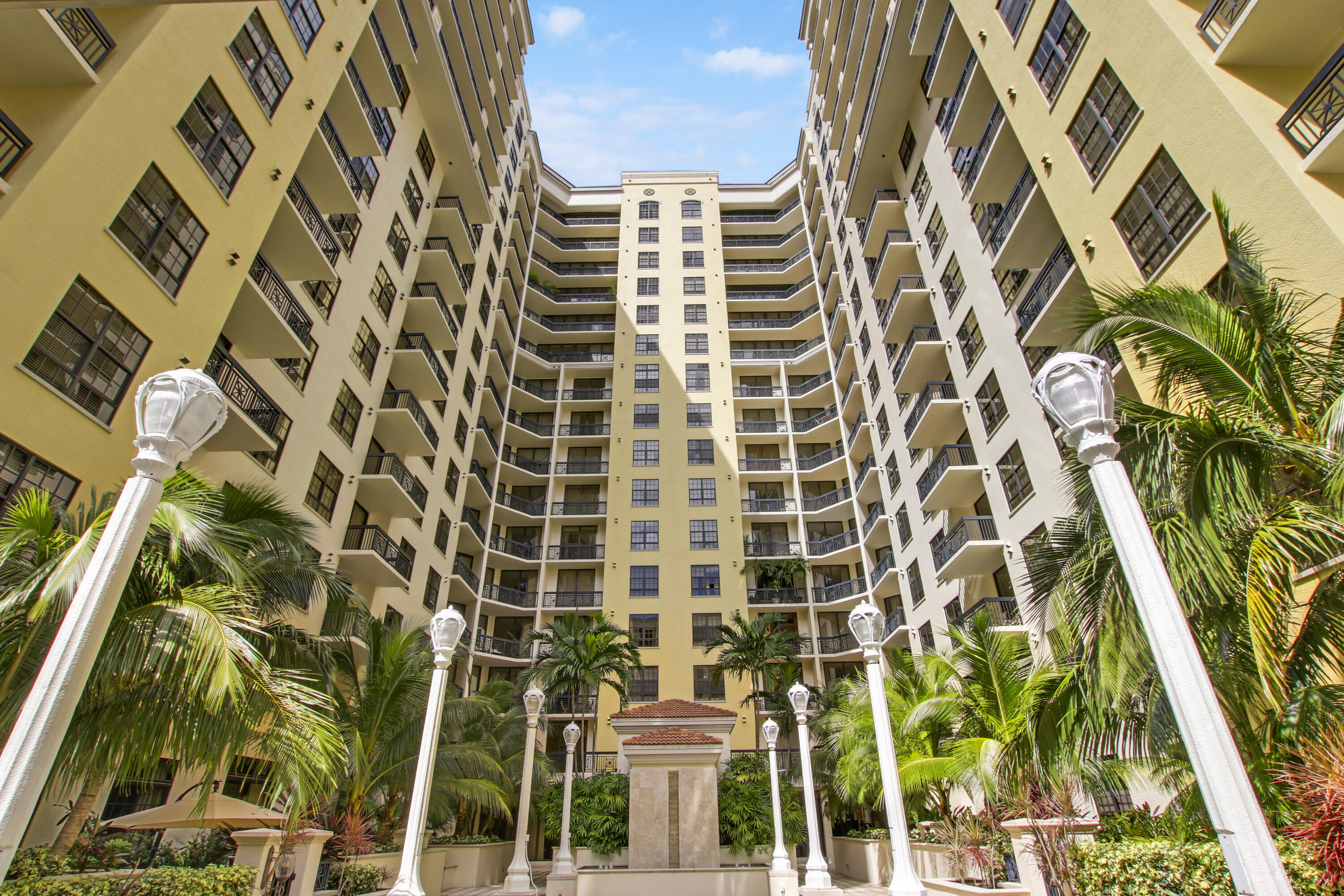 701 S Olive Avenue 316