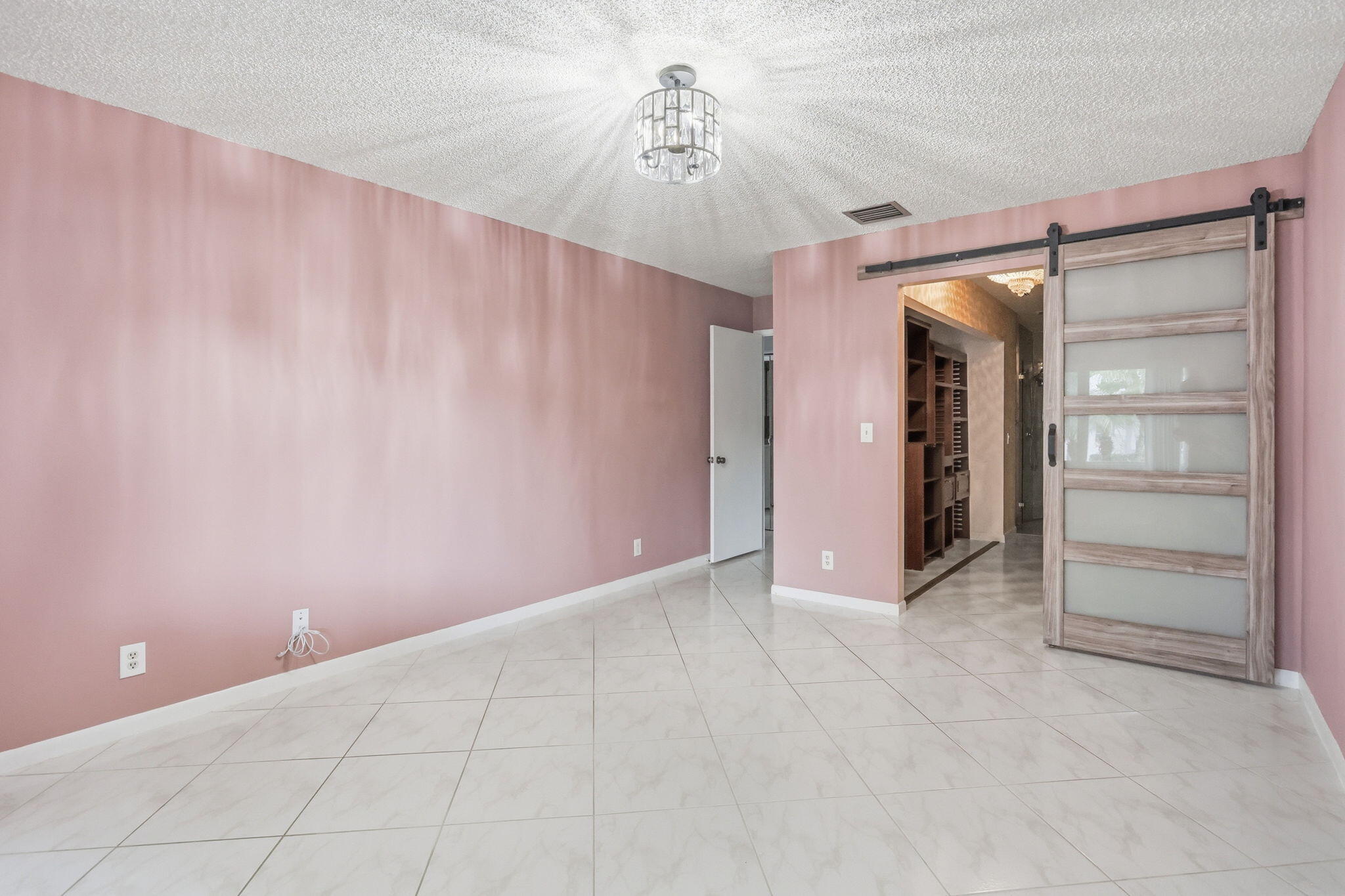 8621 Jasmine Way