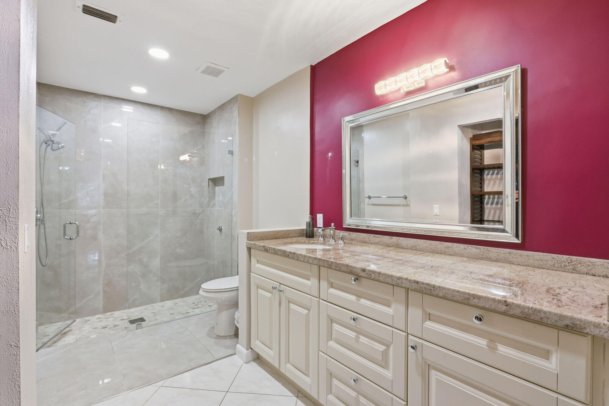 8621 Jasmine Way