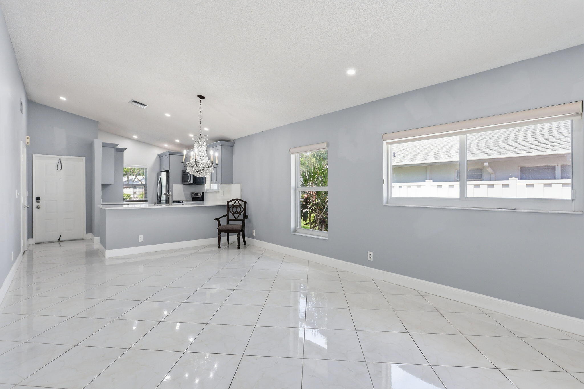 8621 Jasmine Way