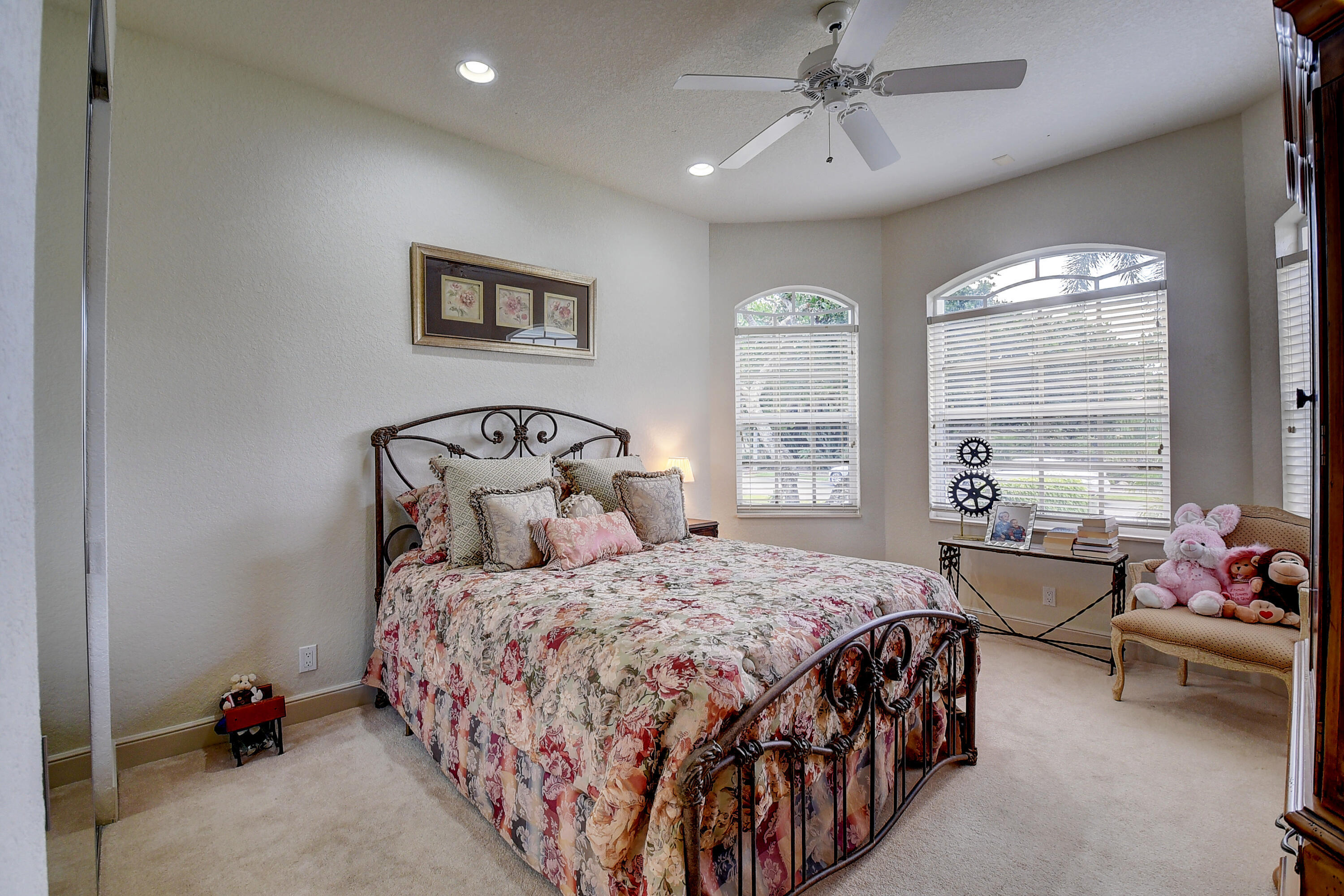 4185 NW Briarcliff Circle