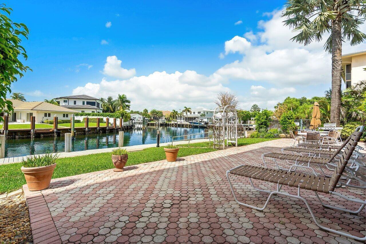 750 NE Spanish River Boulevard 1090