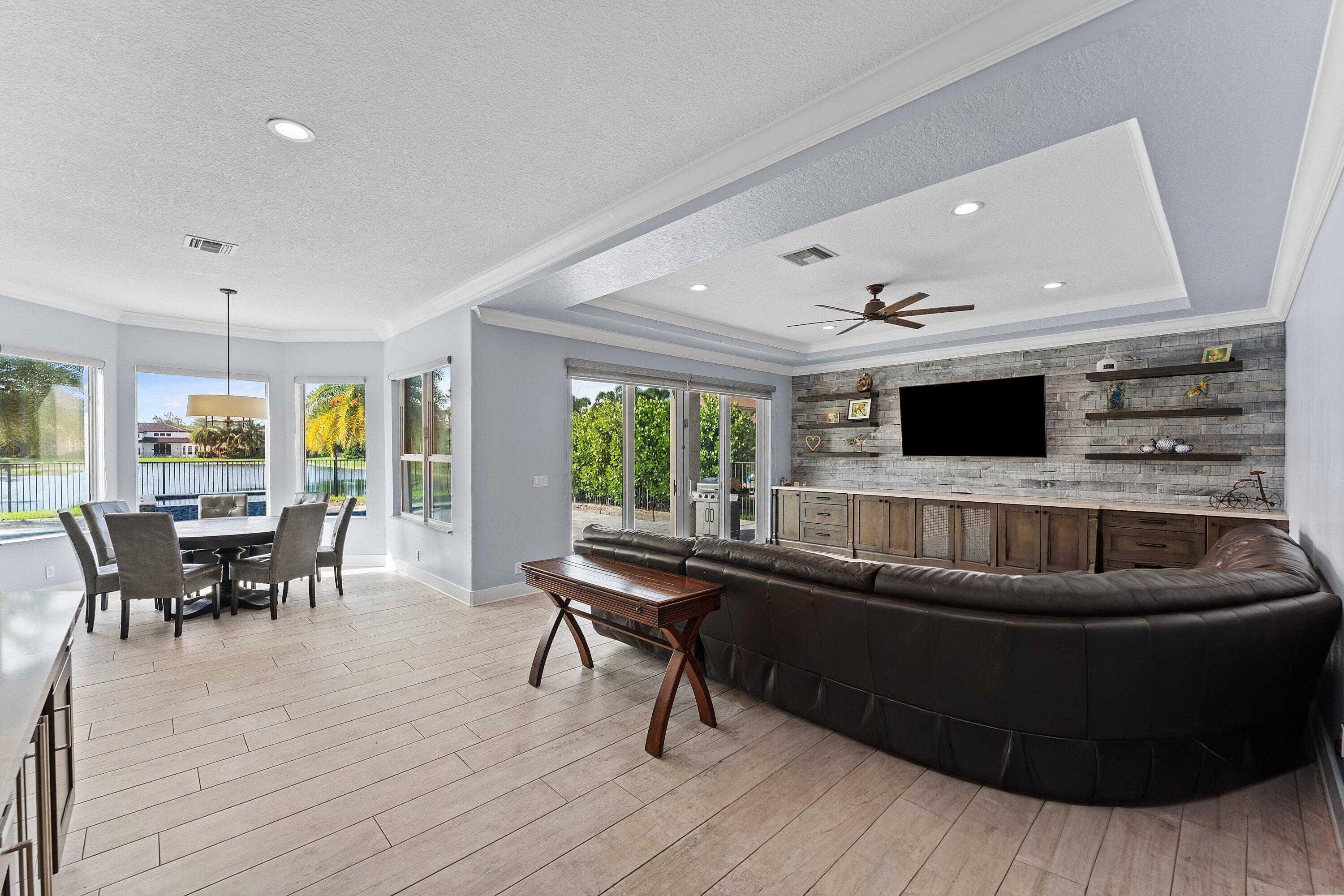 9173 Oak Alley Drive