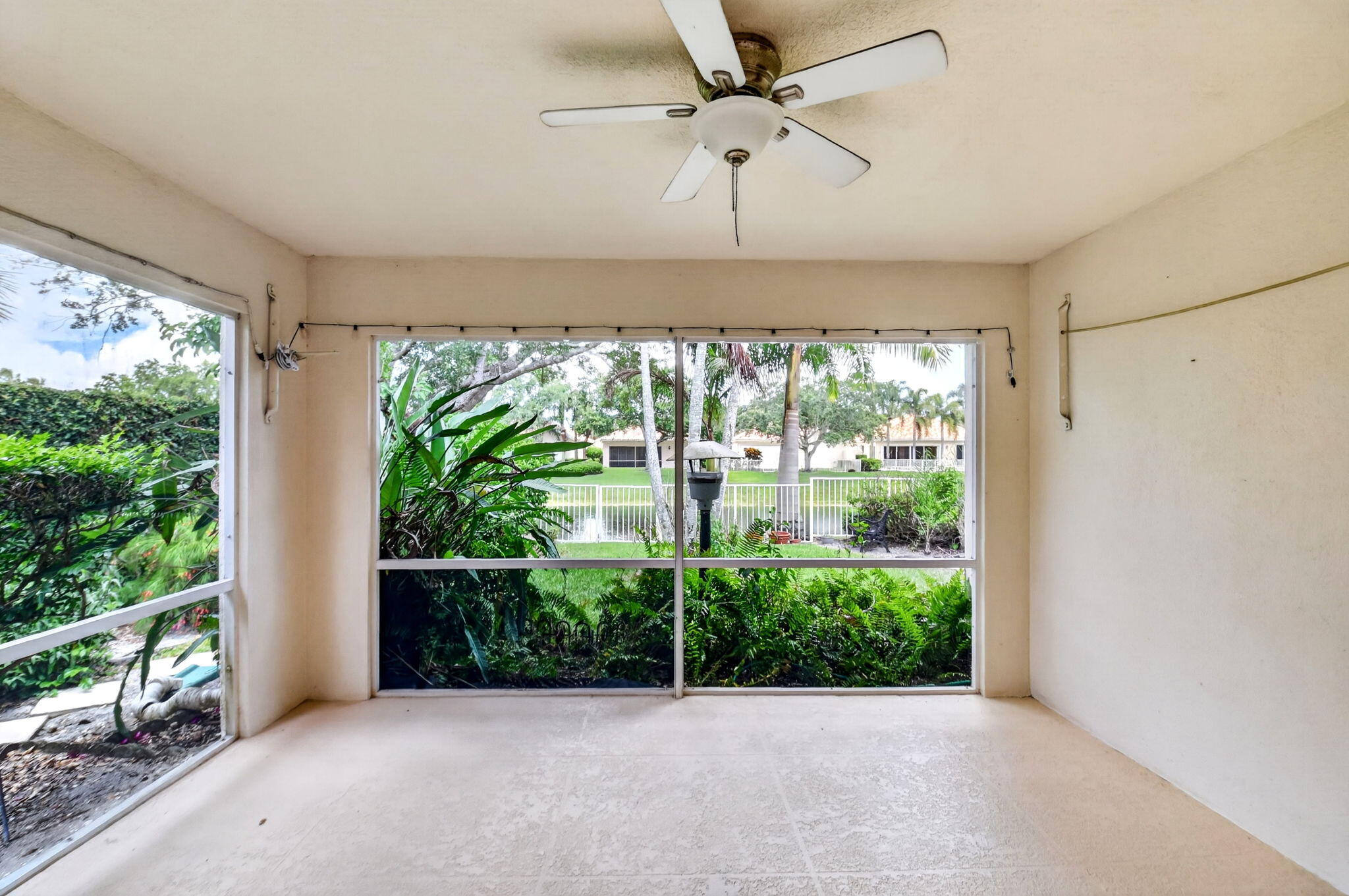 2774 Livingston Lane