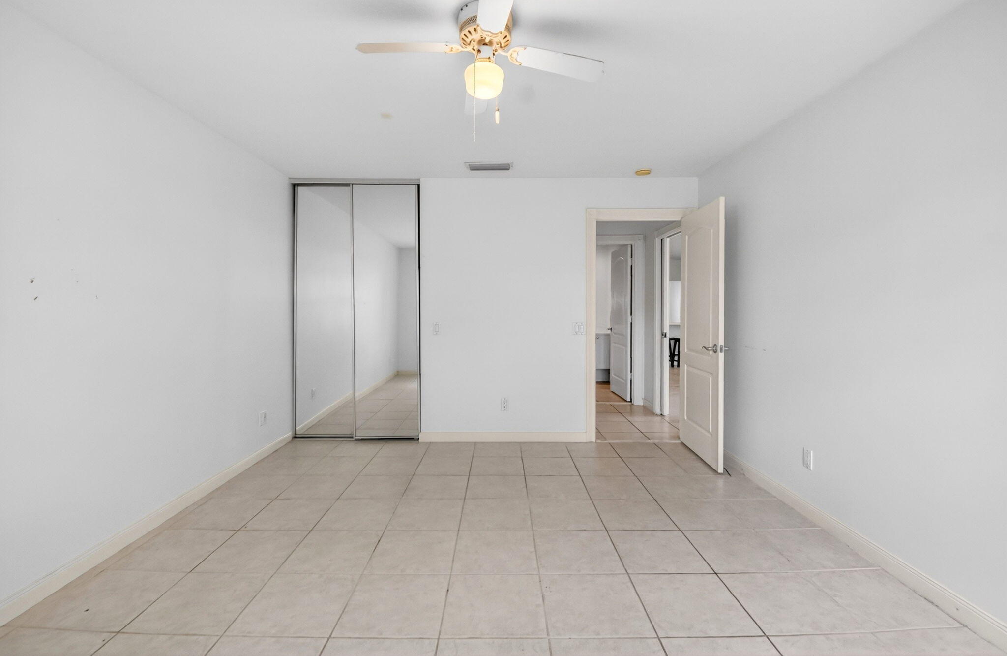 2774 Livingston Lane