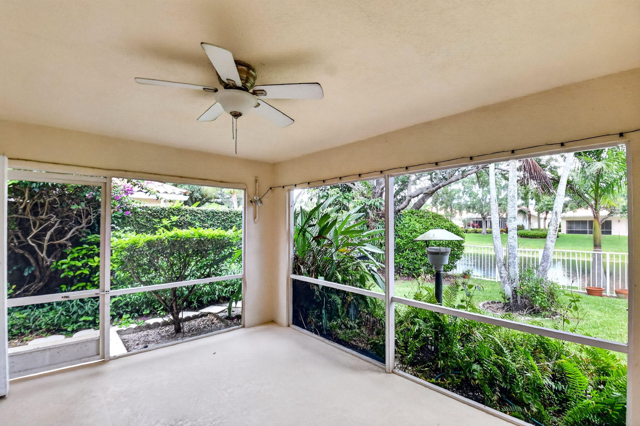 2774 Livingston Lane