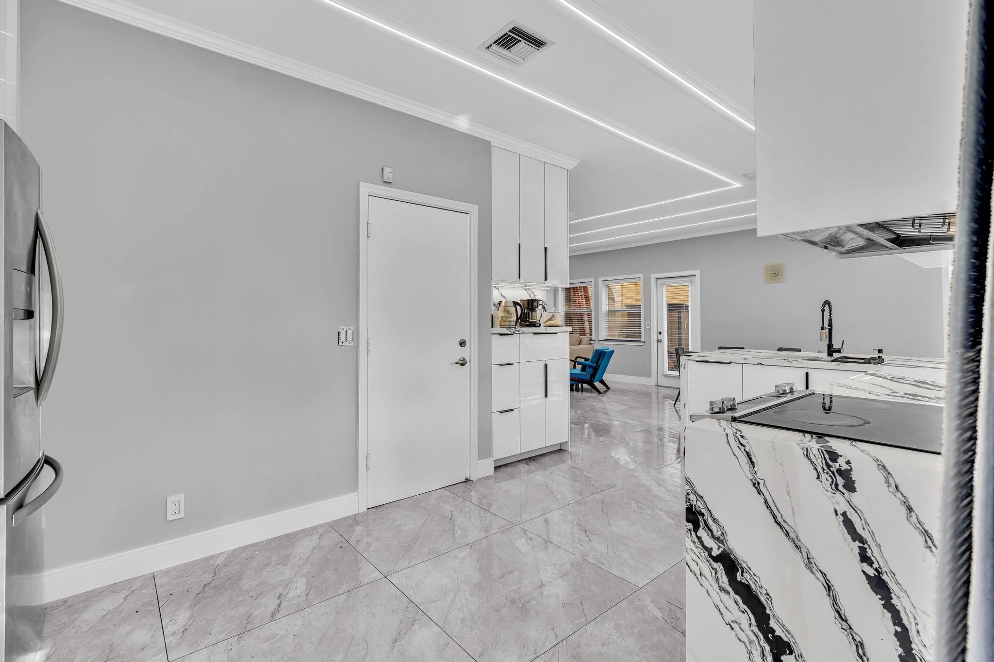 11251 Lakeview Drive 21-f