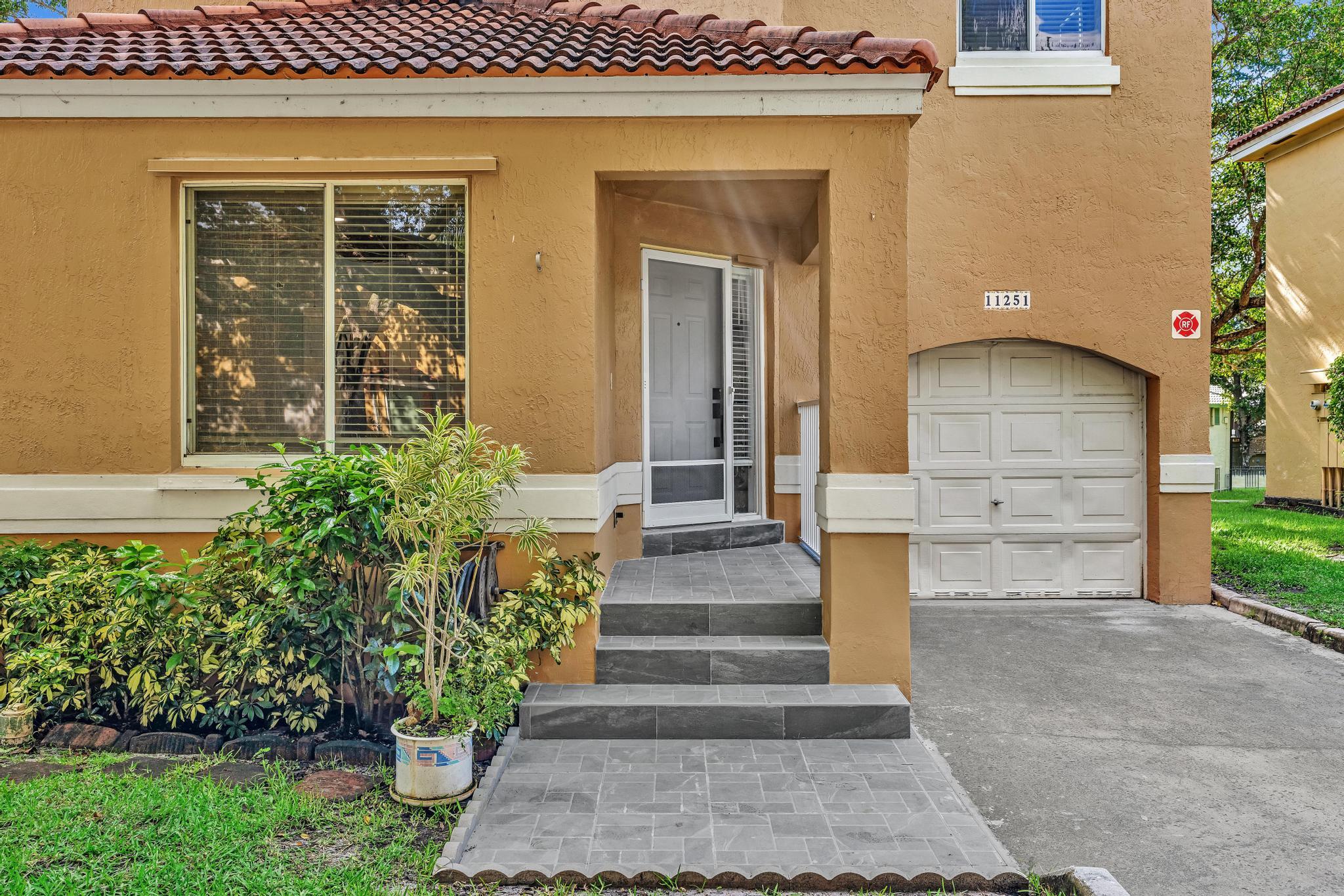 11251 Lakeview Drive 21-f