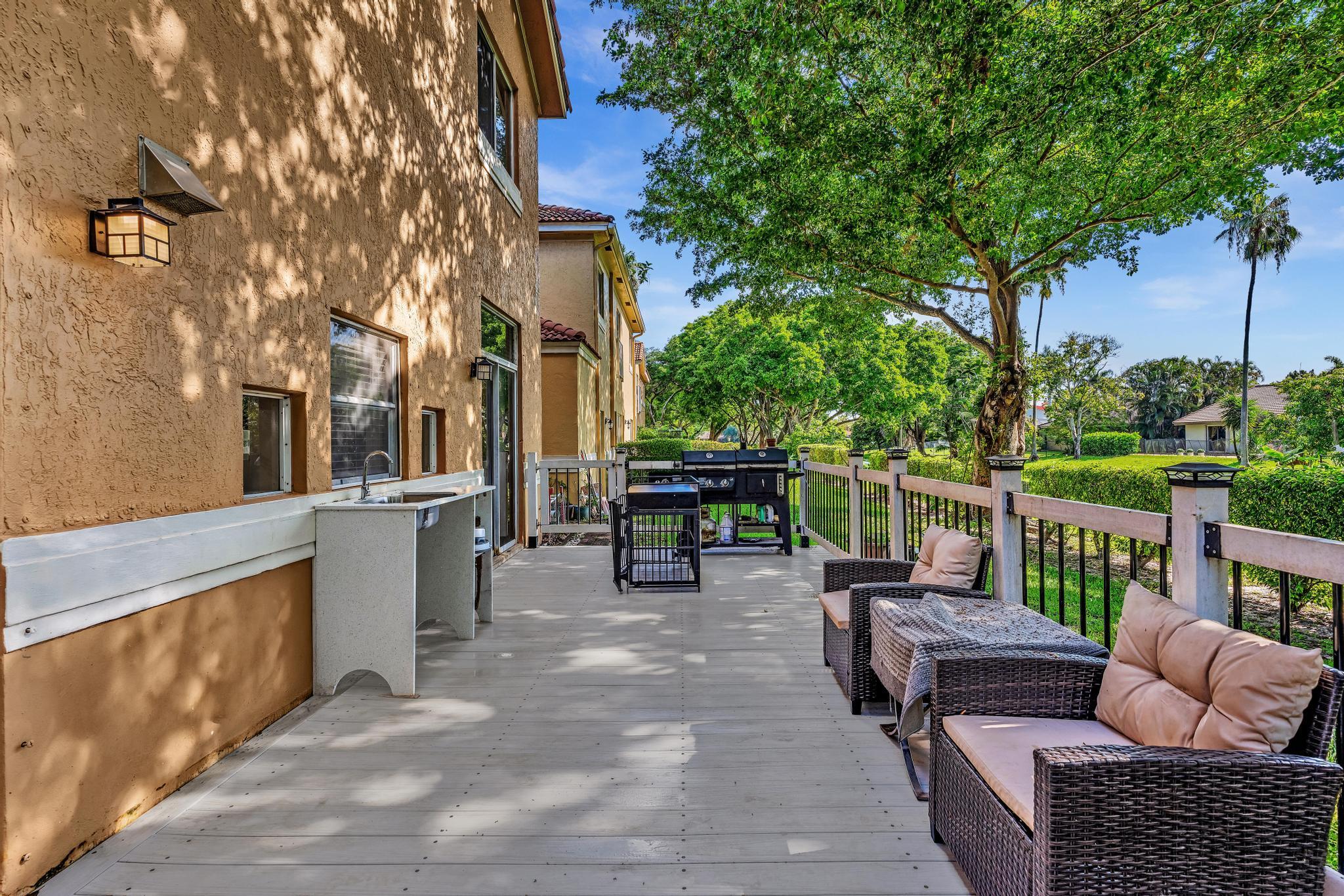 11251 Lakeview Drive 21-f