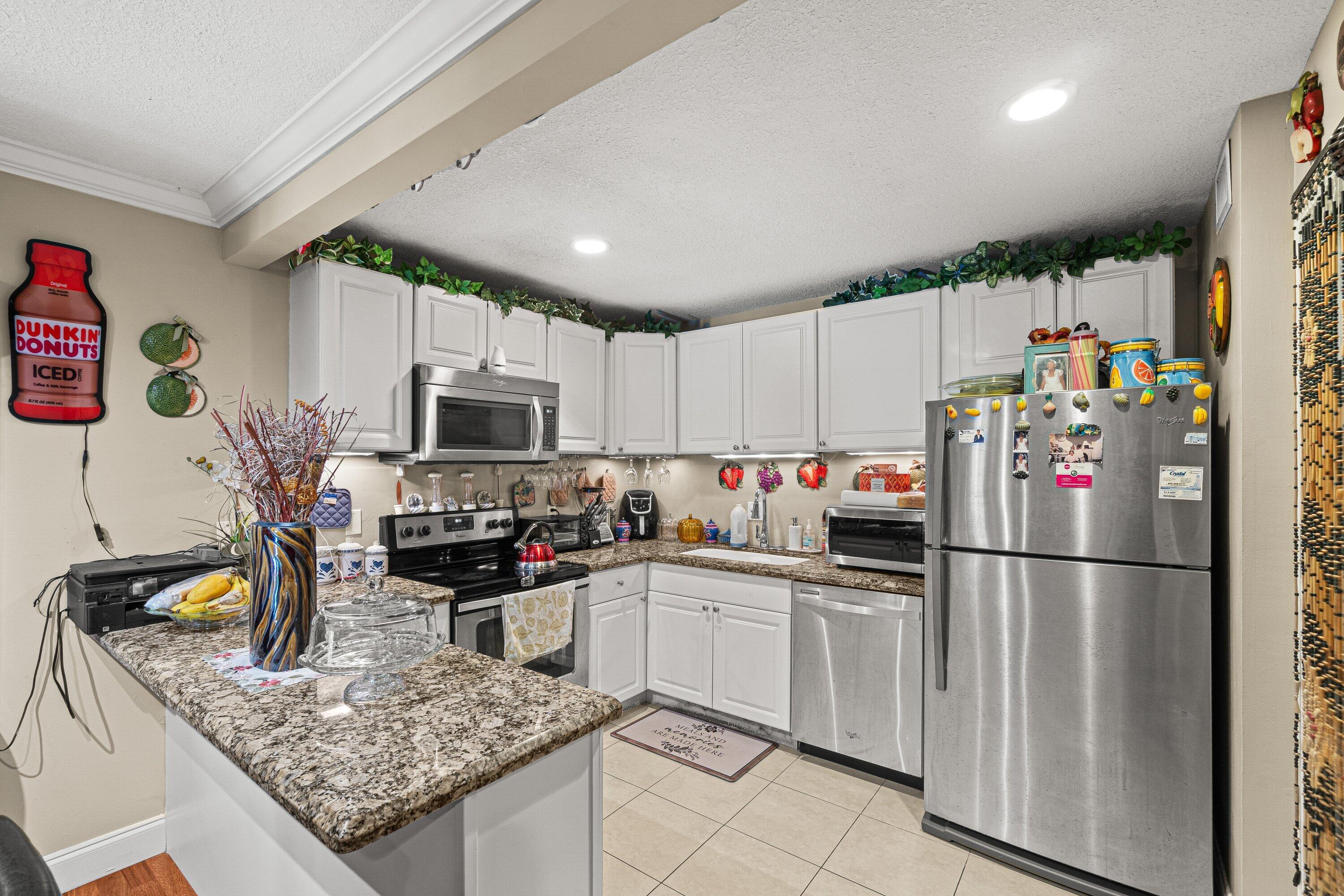 526 Shady Pine Way D2