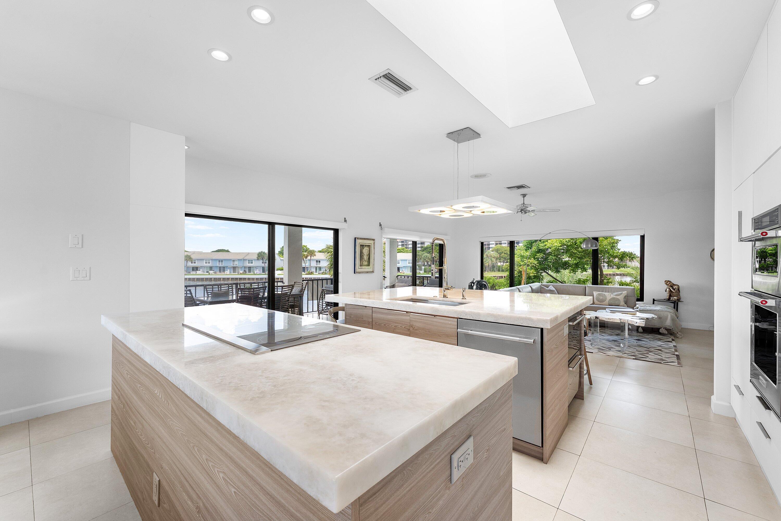 1102 Highland Beach Drive Unit: 2w