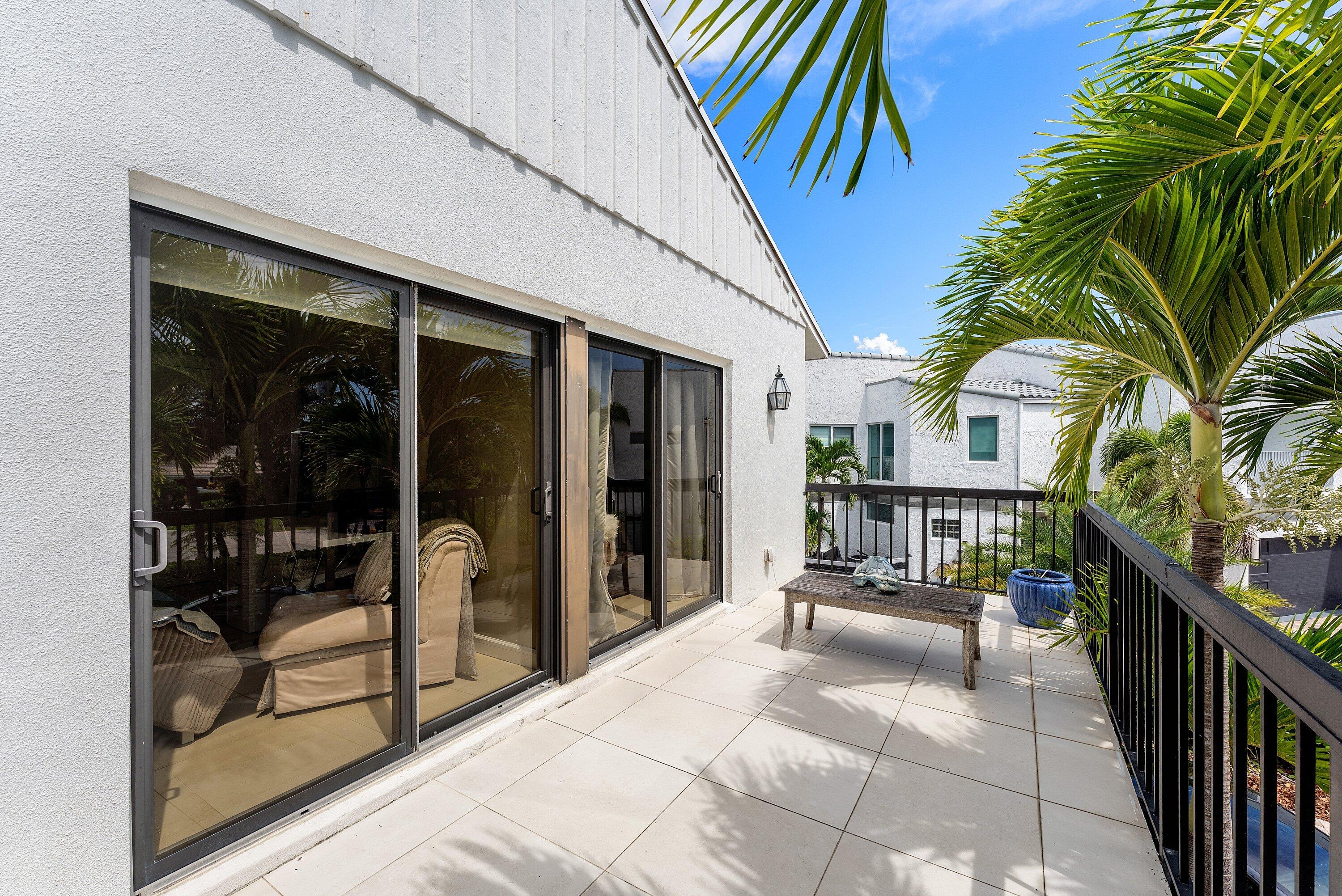 1102 Highland Beach Drive Unit: 2w