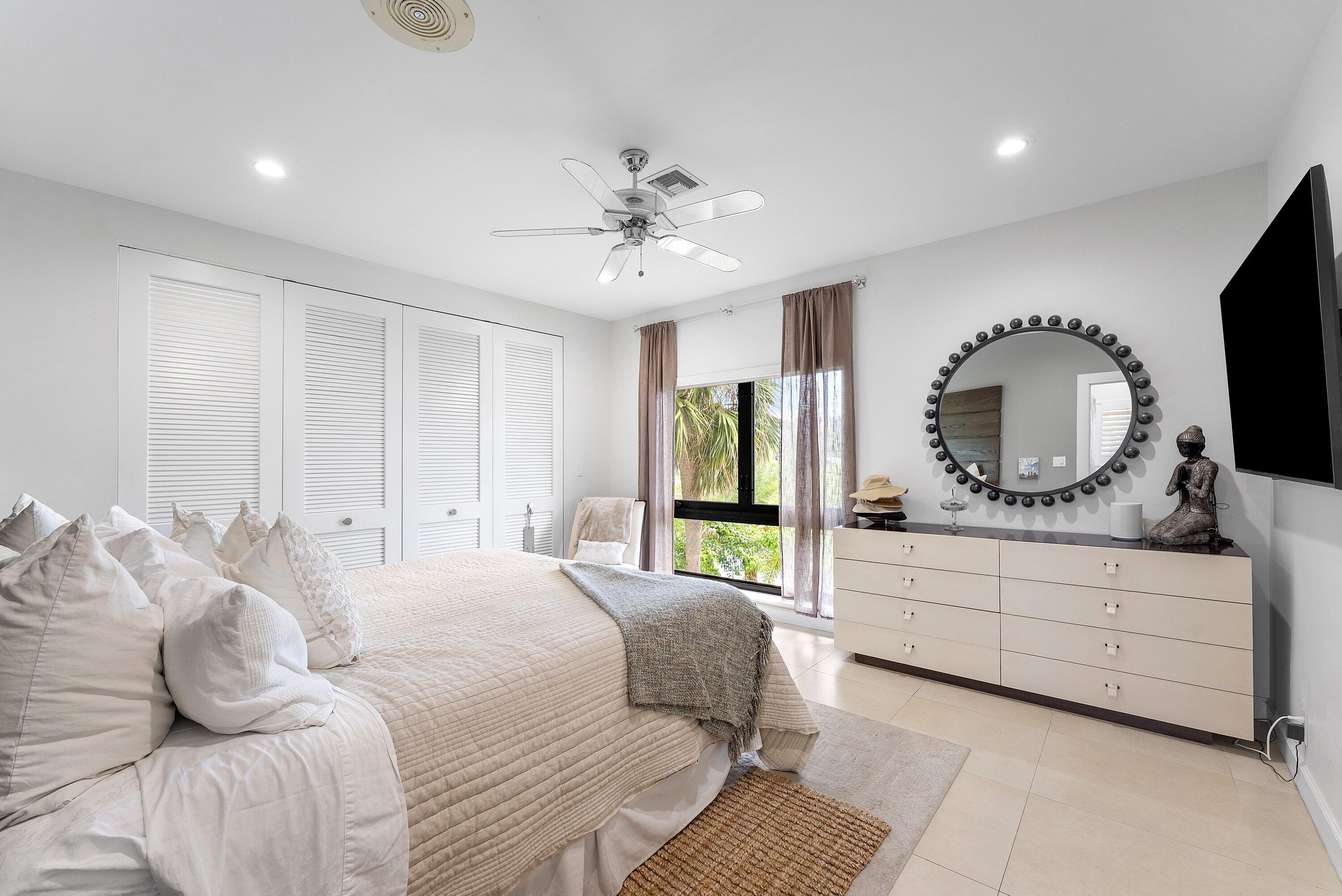 1102 Highland Beach Drive Unit: 2w