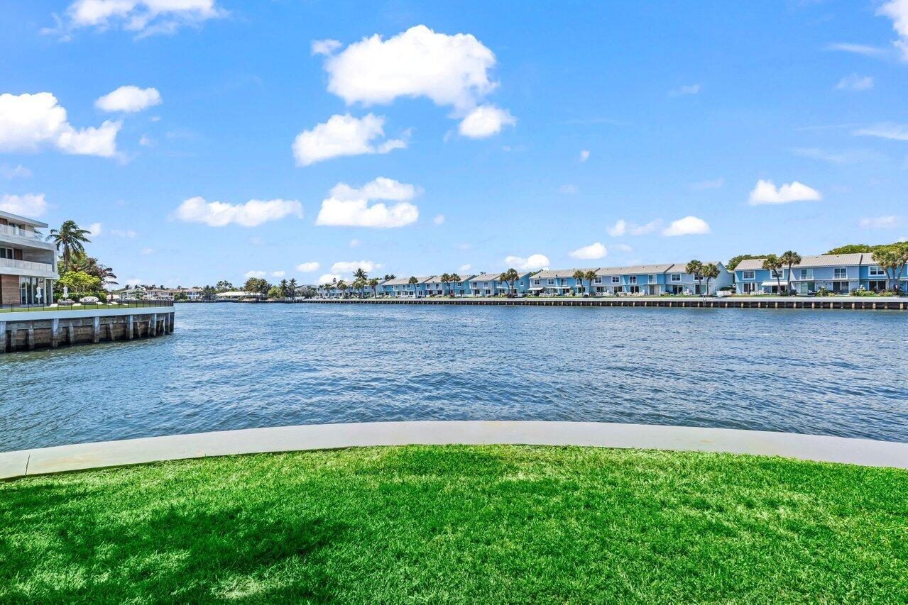 1102 Highland Beach Drive Unit: 2w