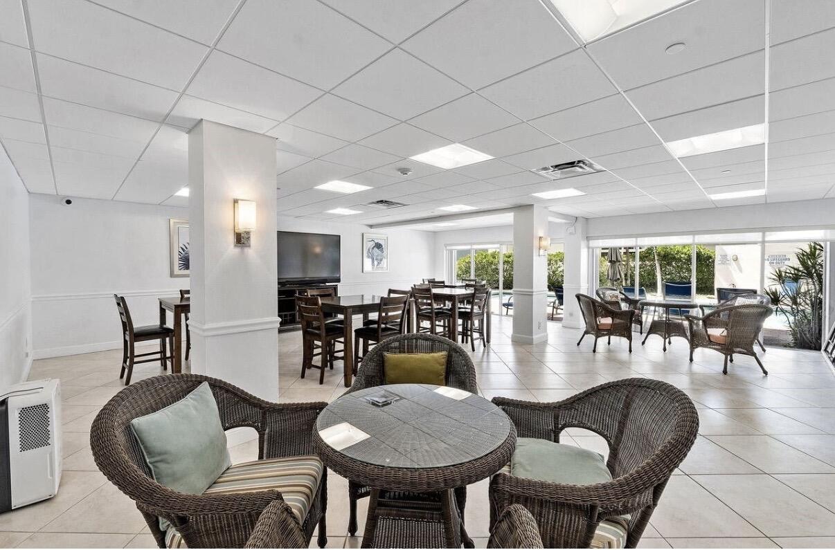 1500 S Ocean Boulevard 706, Lauderdale-By-The-Sea Unit: 706