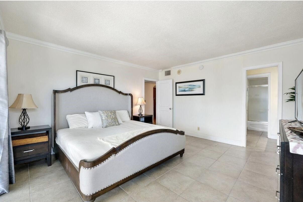 1500 S Ocean Boulevard 706, Lauderdale-By-The-Sea Unit: 706