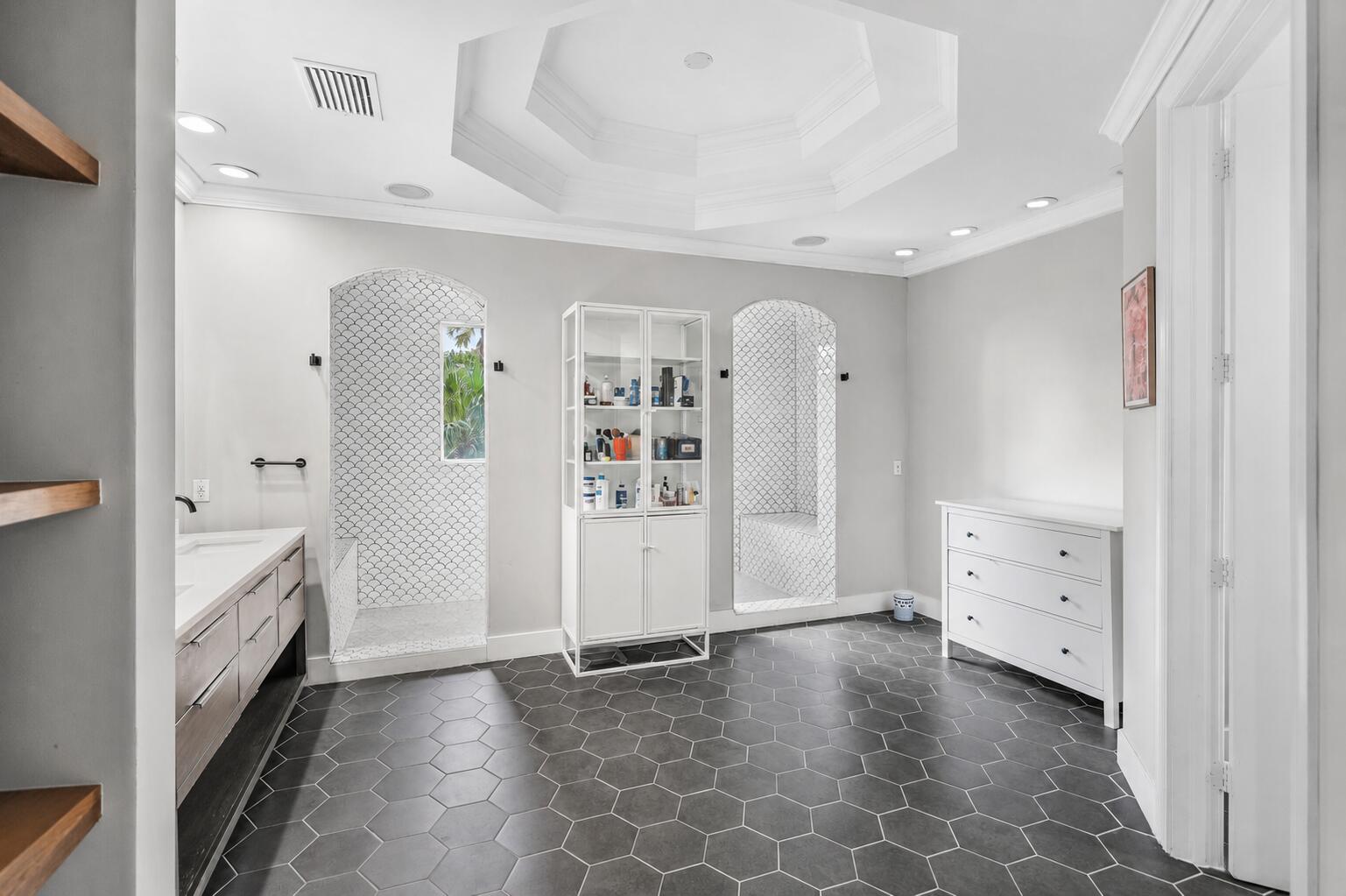 6541 Timber Lane