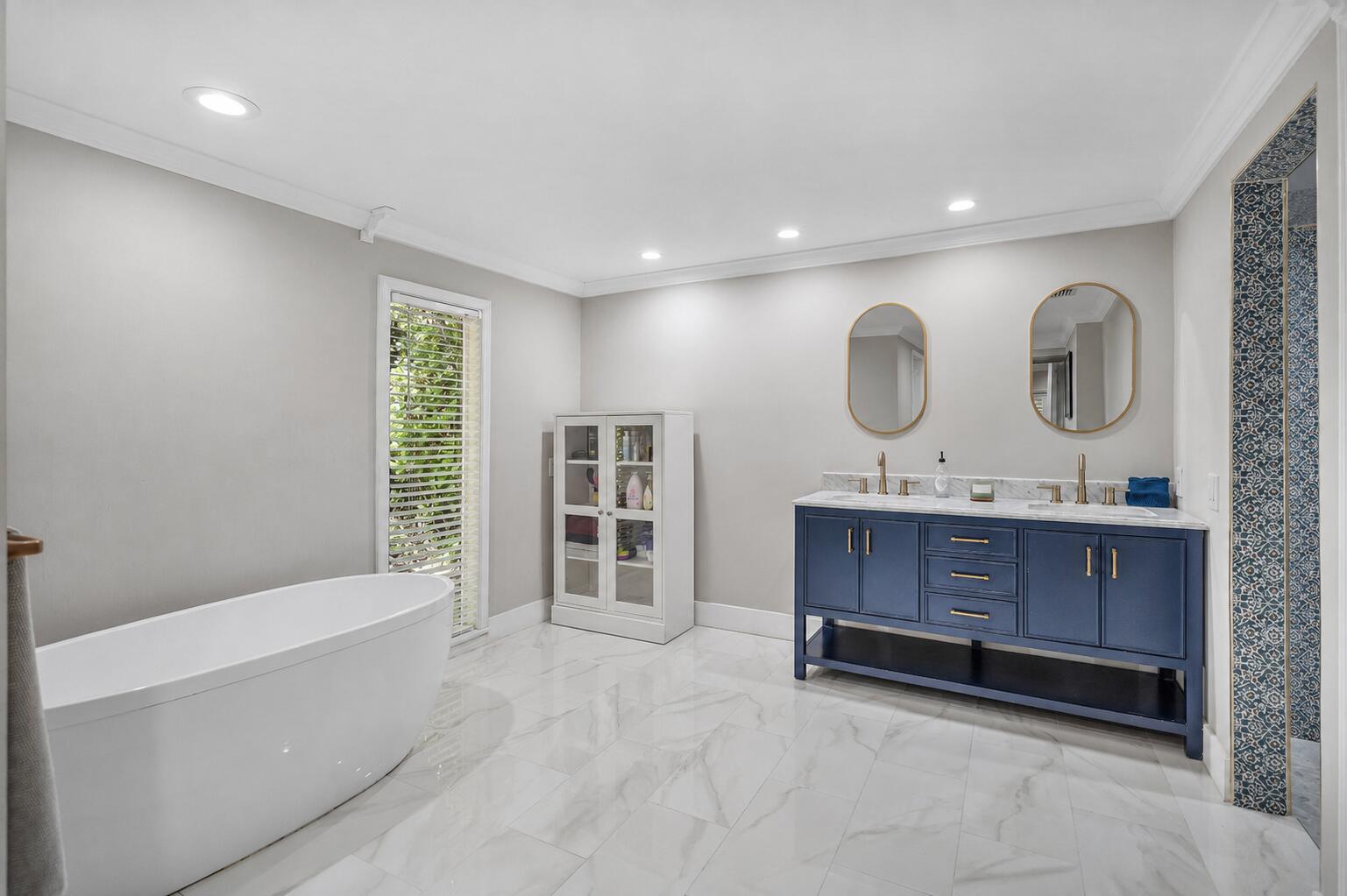 6541 Timber Lane