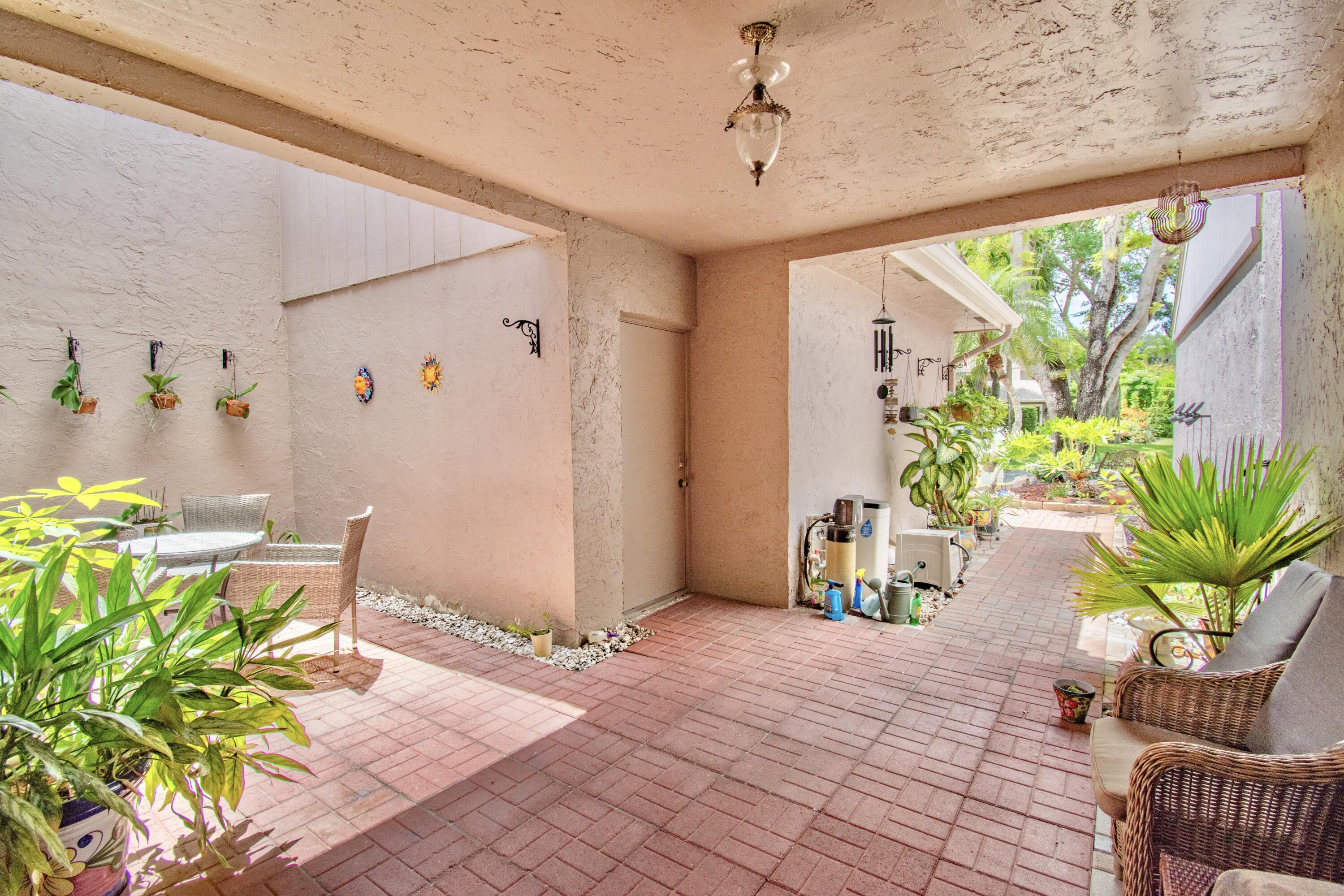 6640 Thornhill Court
