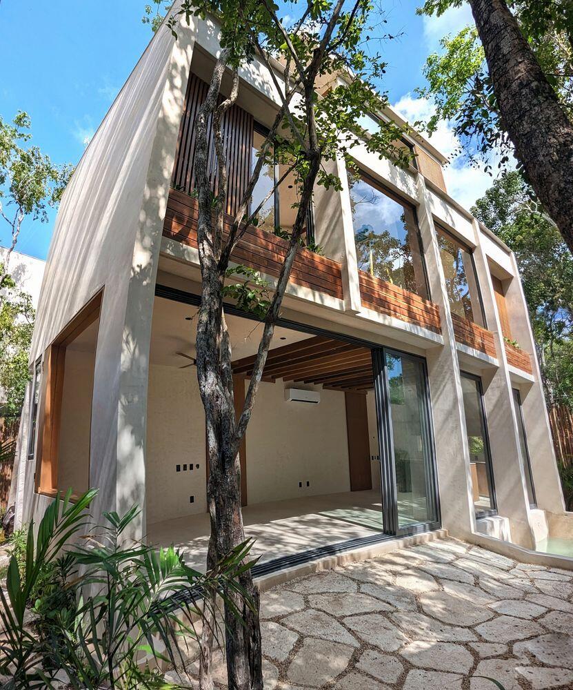 Amari 10 Avenida Norte & Calle Palma 1l Selva