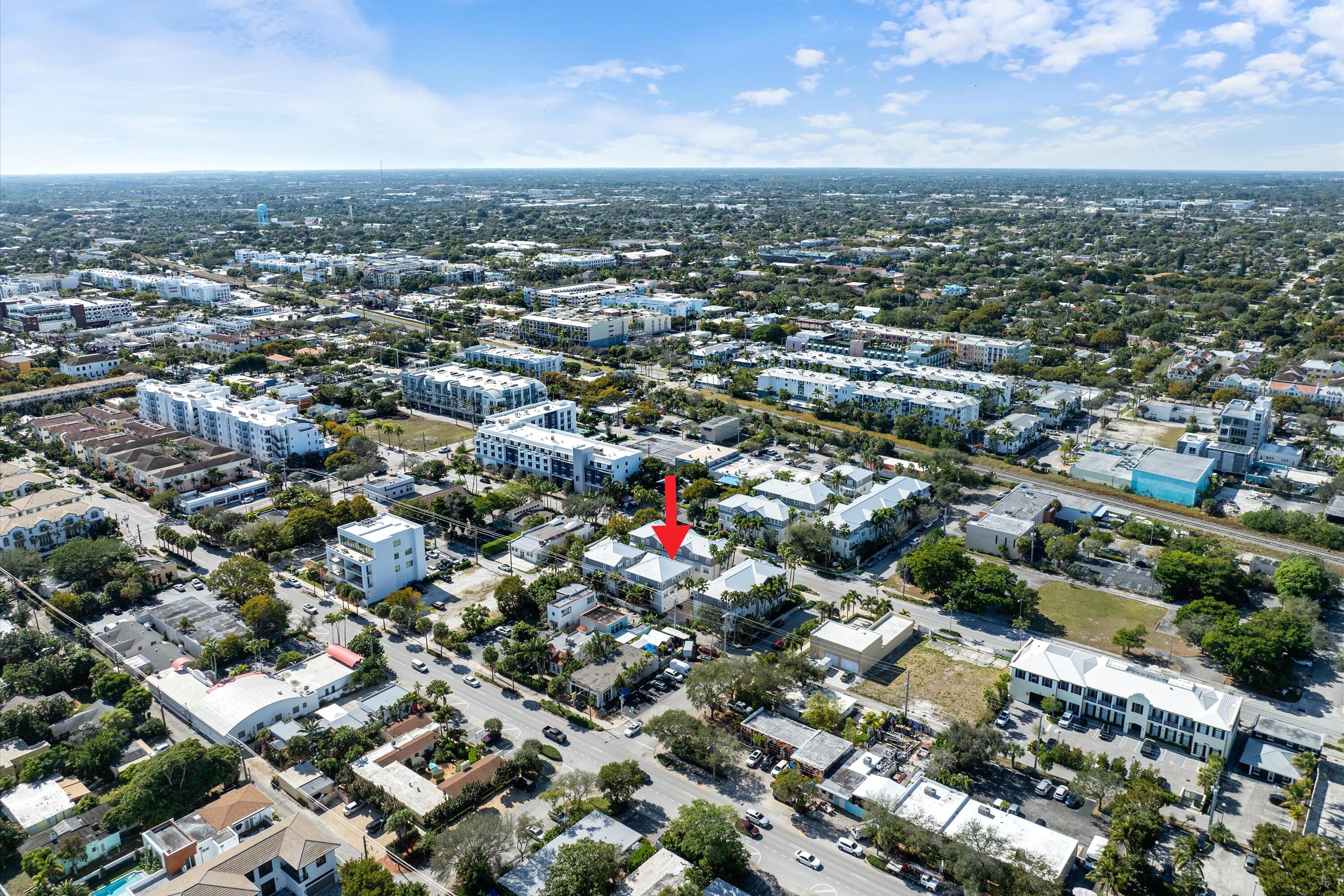 295 NE 5th Avenue 32