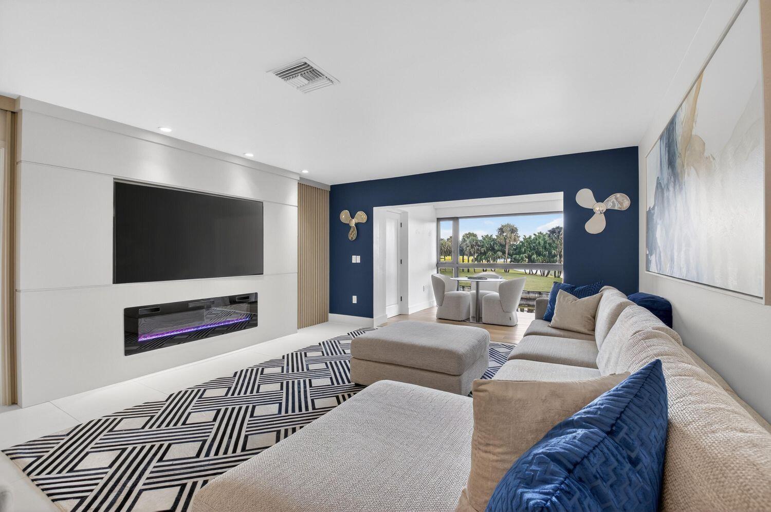 23 Southport Lane D