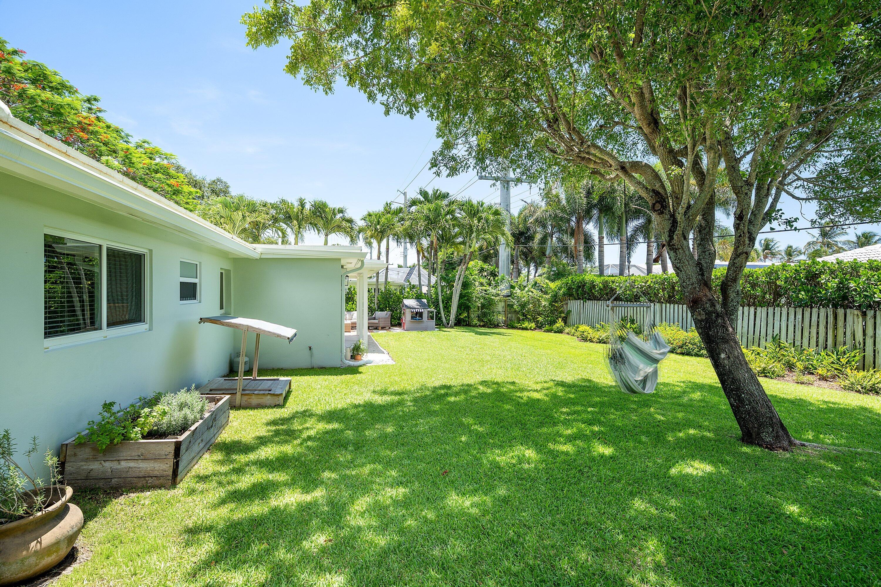 774 SW 7th Street
