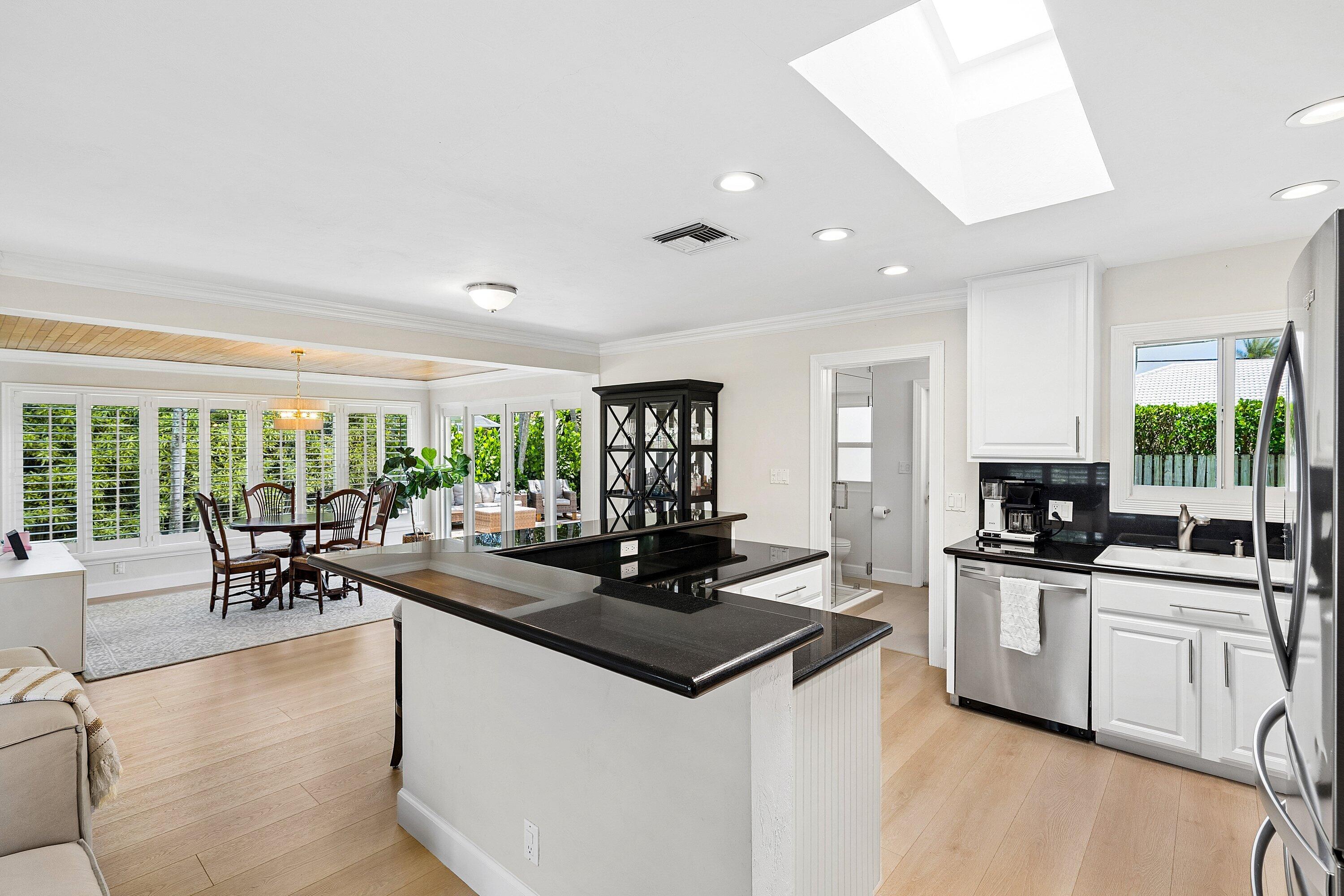 774 SW 7th Street