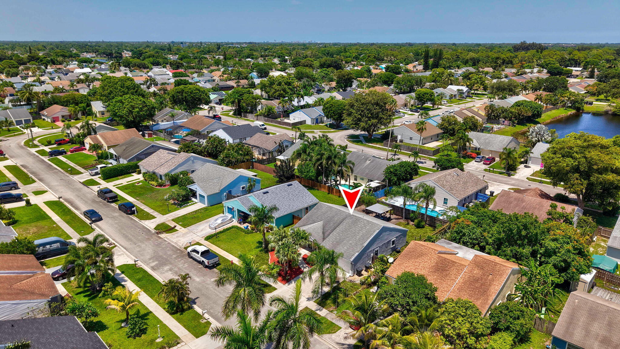 7955 Ridgewood Drive