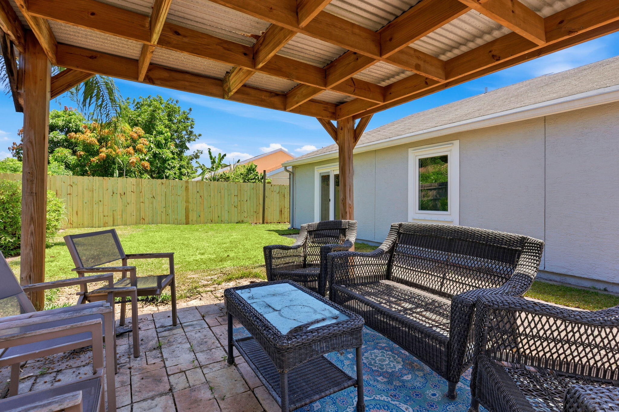 7955 Ridgewood Drive