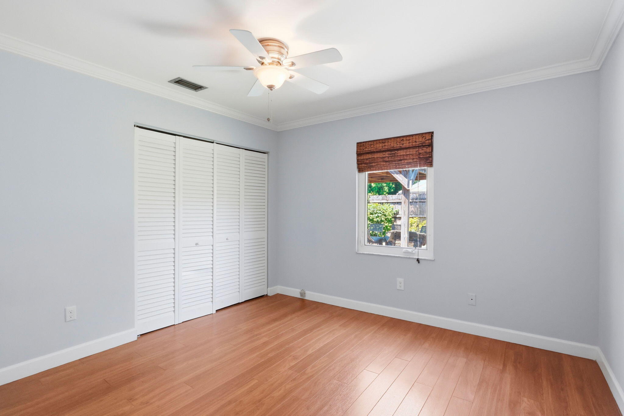 7955 Ridgewood Drive