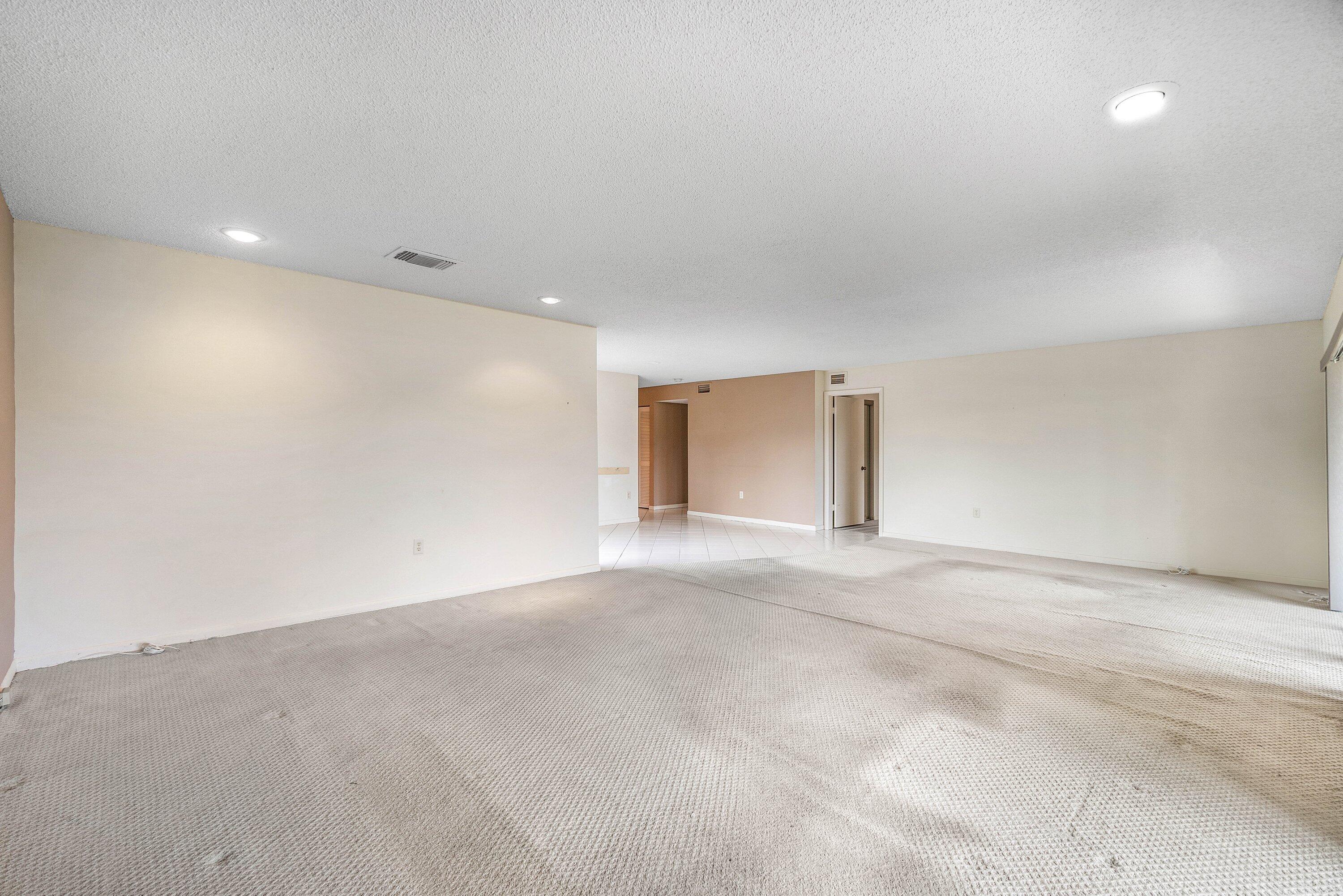 3 Stratford Drive E G