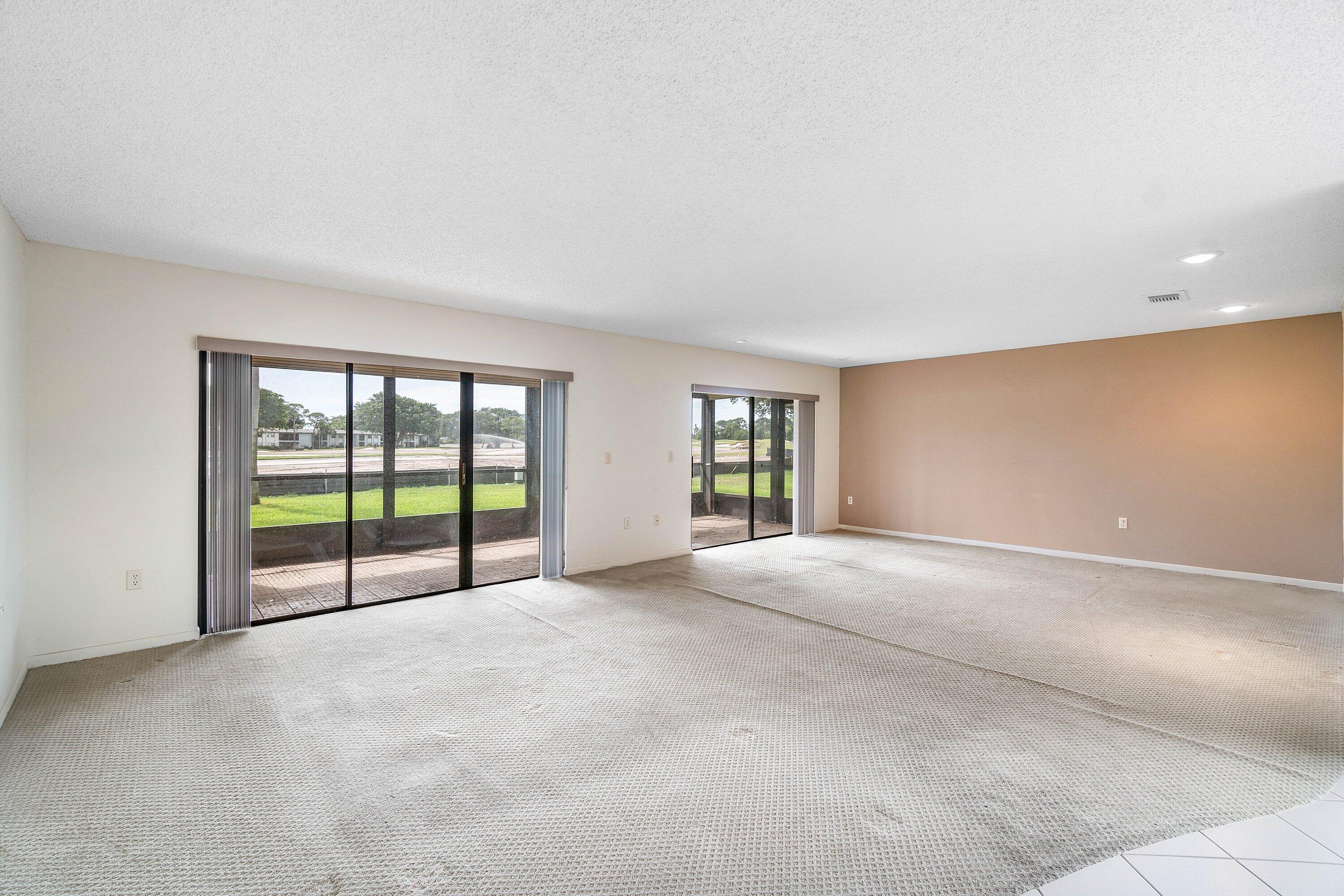 3 Stratford Drive E G