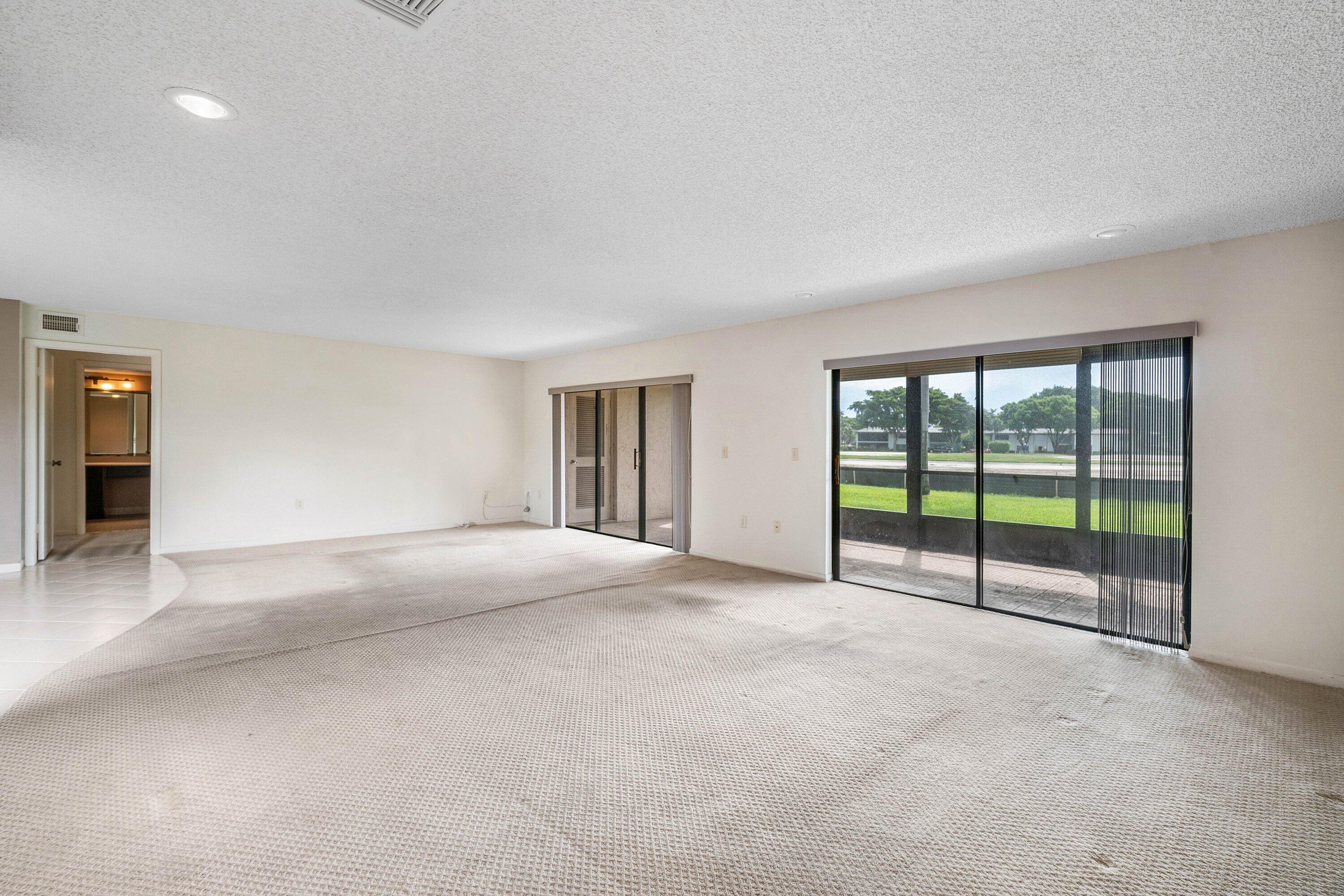 3 Stratford Drive E G