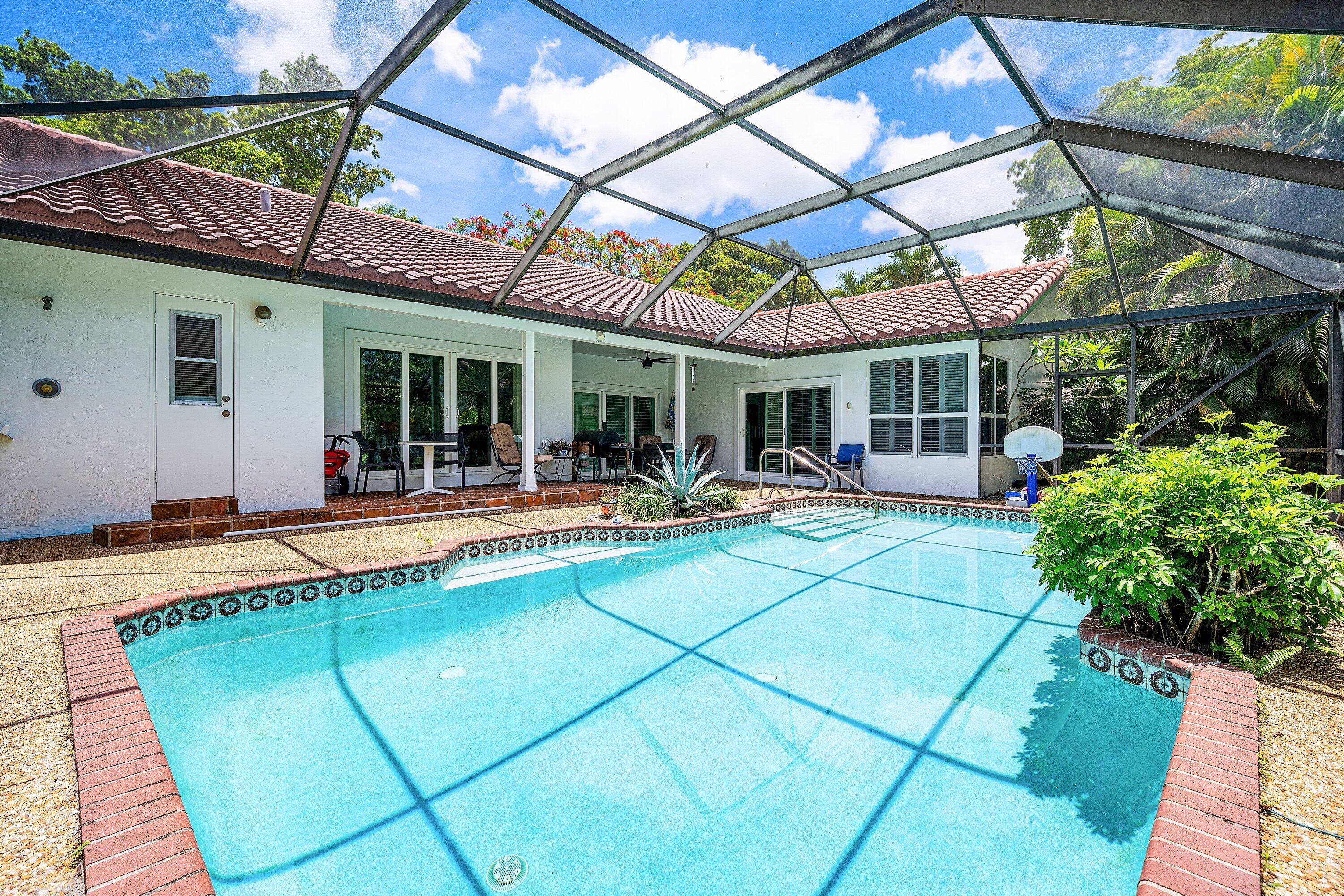 2601 NW 27th Terrace