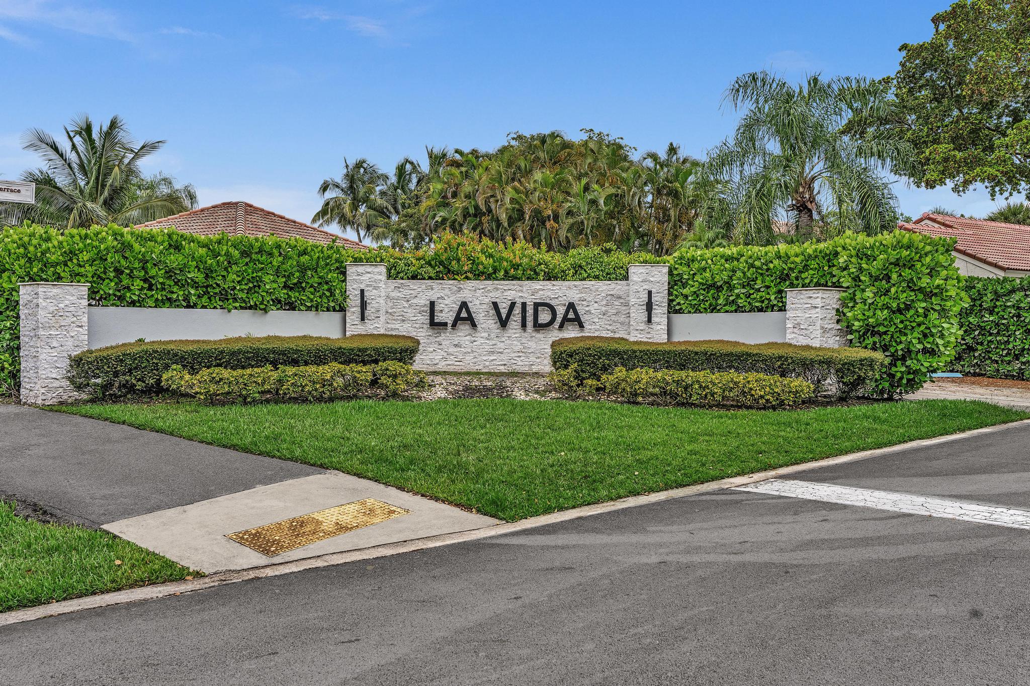 6207 La Vida Terrace
