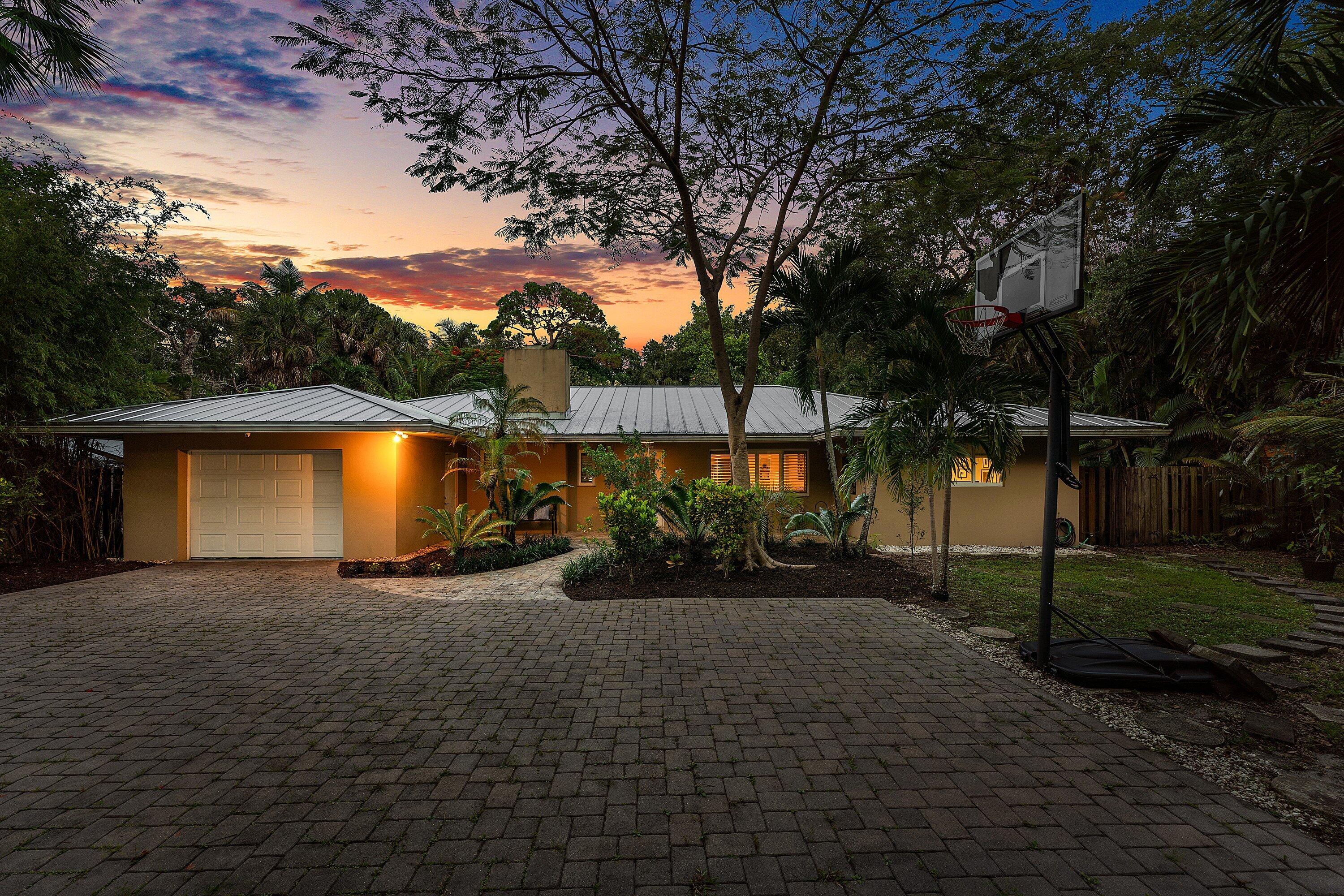 2130 SW 27th Terrace