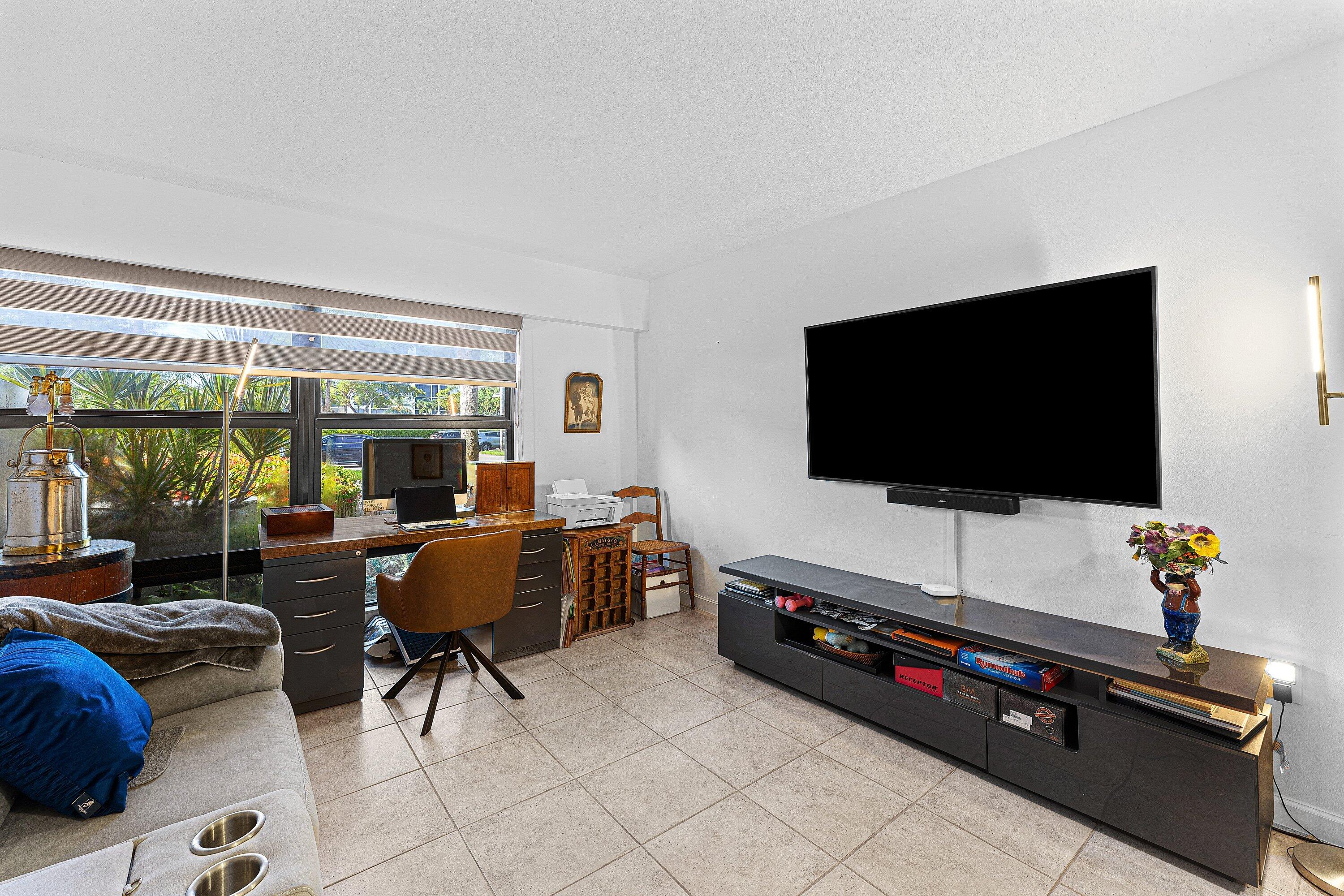 6864 Willow Wood Drive 405