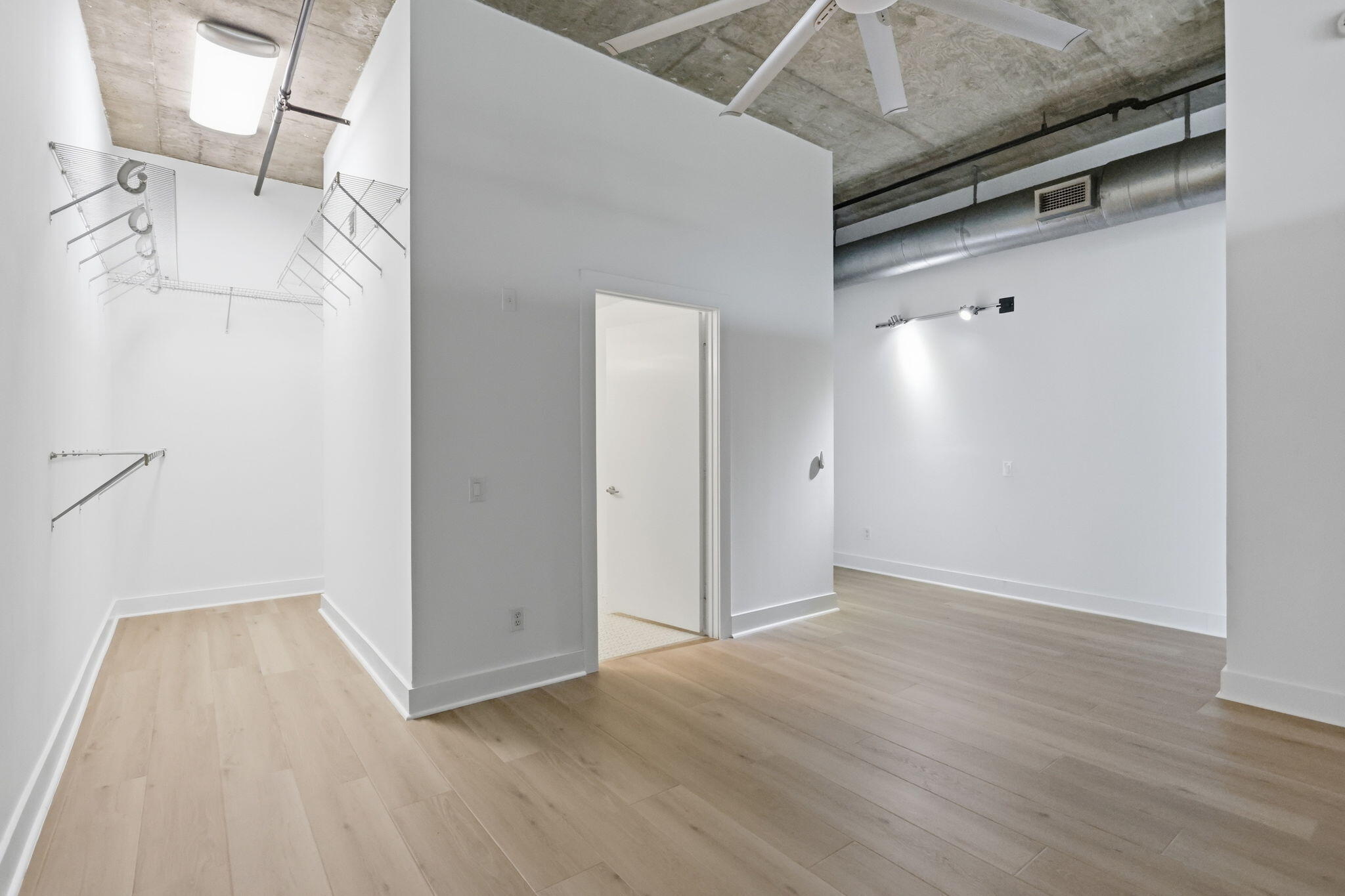 180 NE 4th Avenue 307