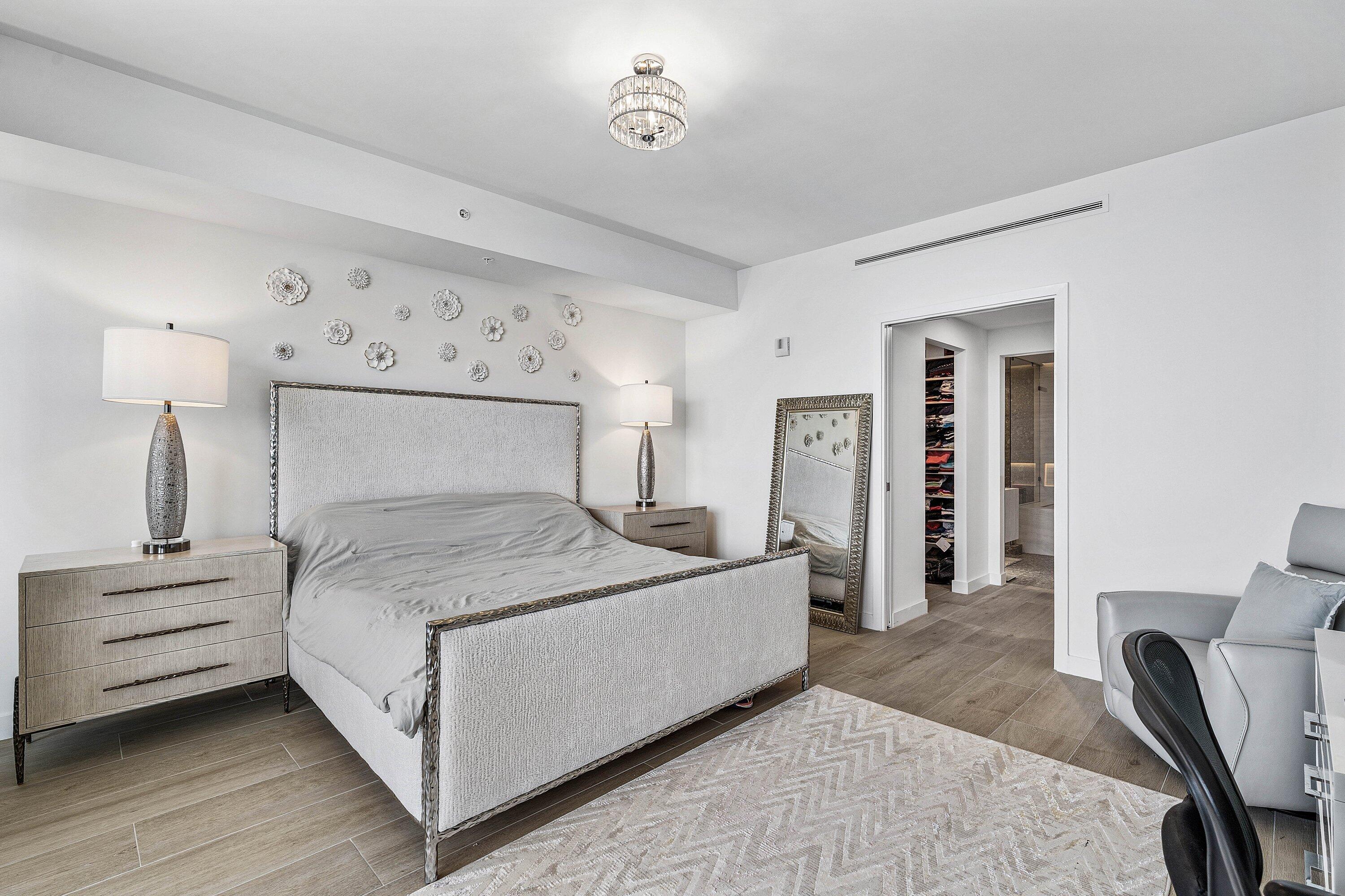 900 N Ocean Boulevard 1204