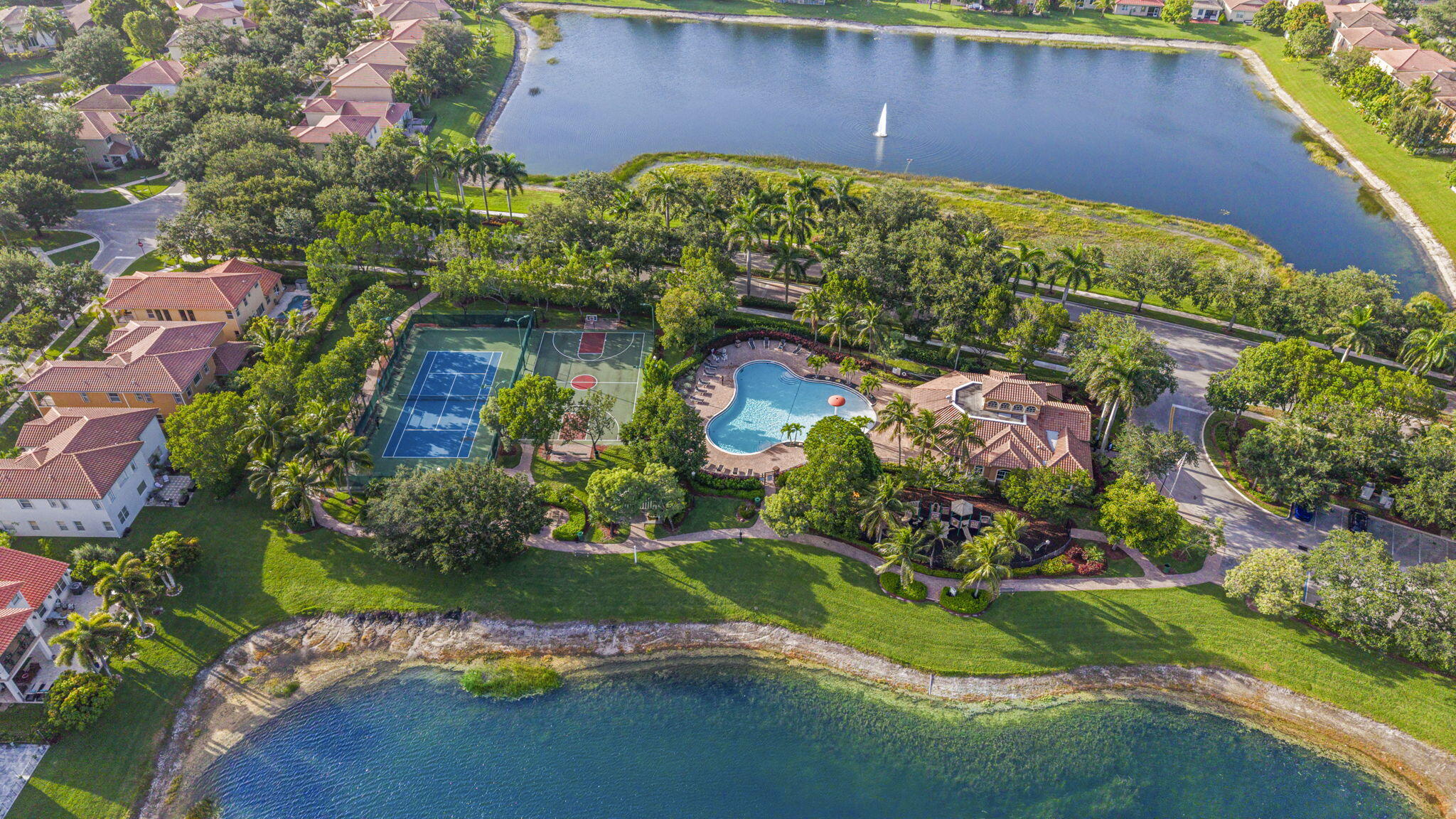 455 Cresta Circle