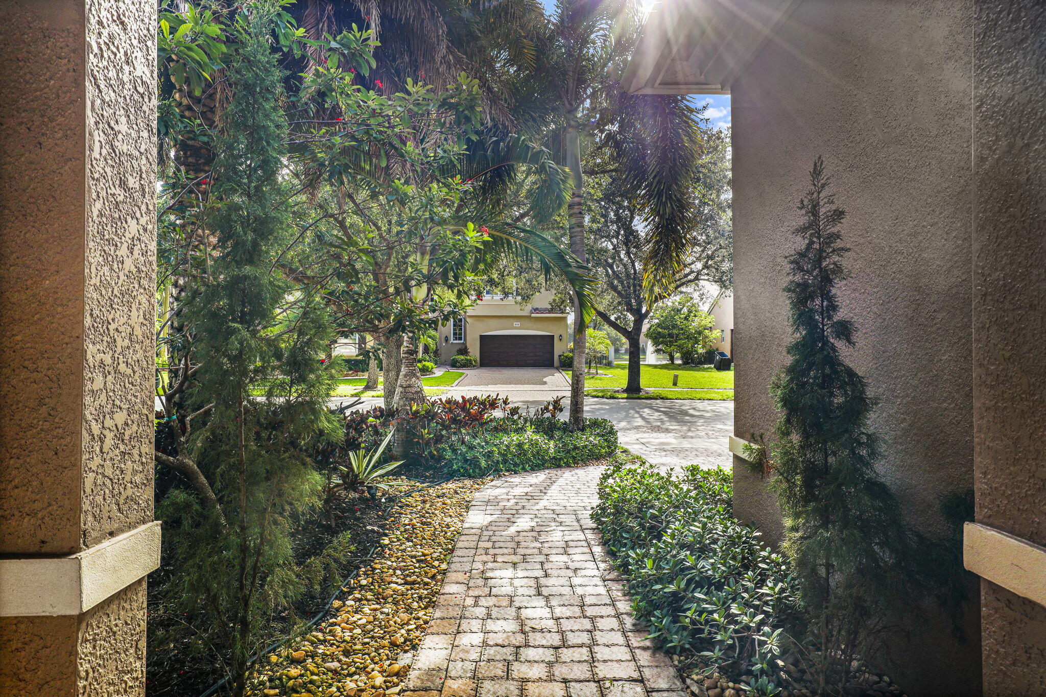 455 Cresta Circle