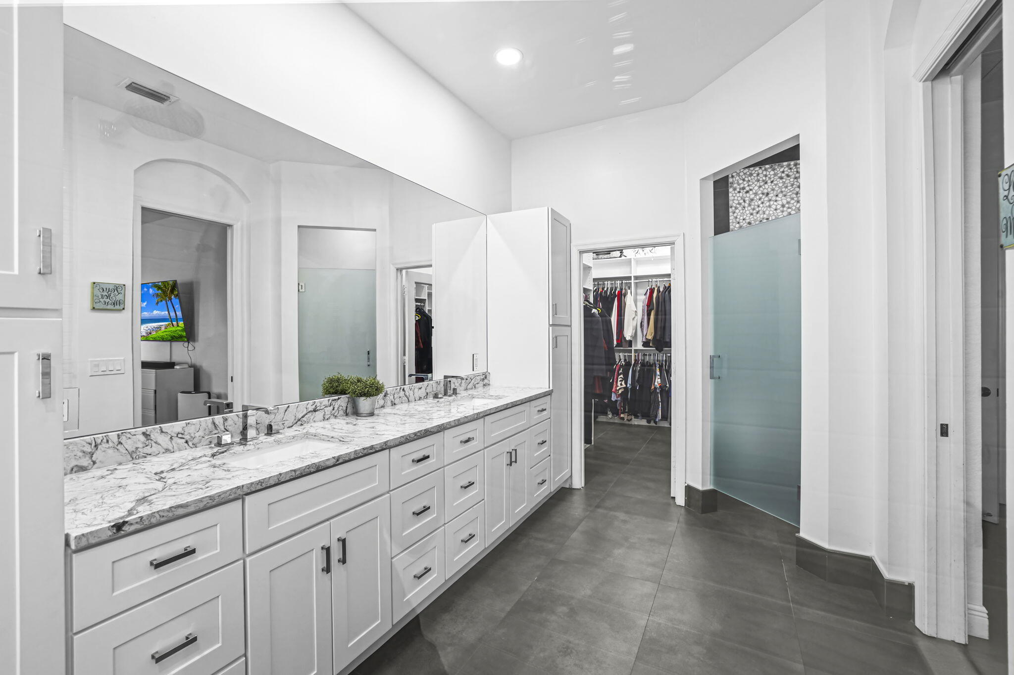 455 Cresta Circle