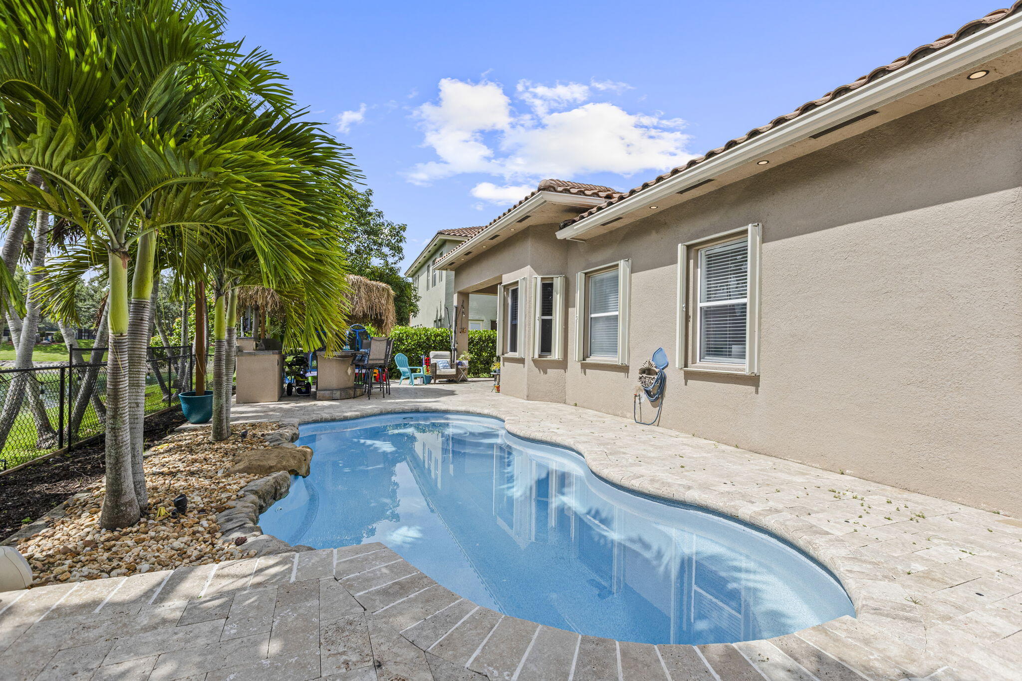 455 Cresta Circle
