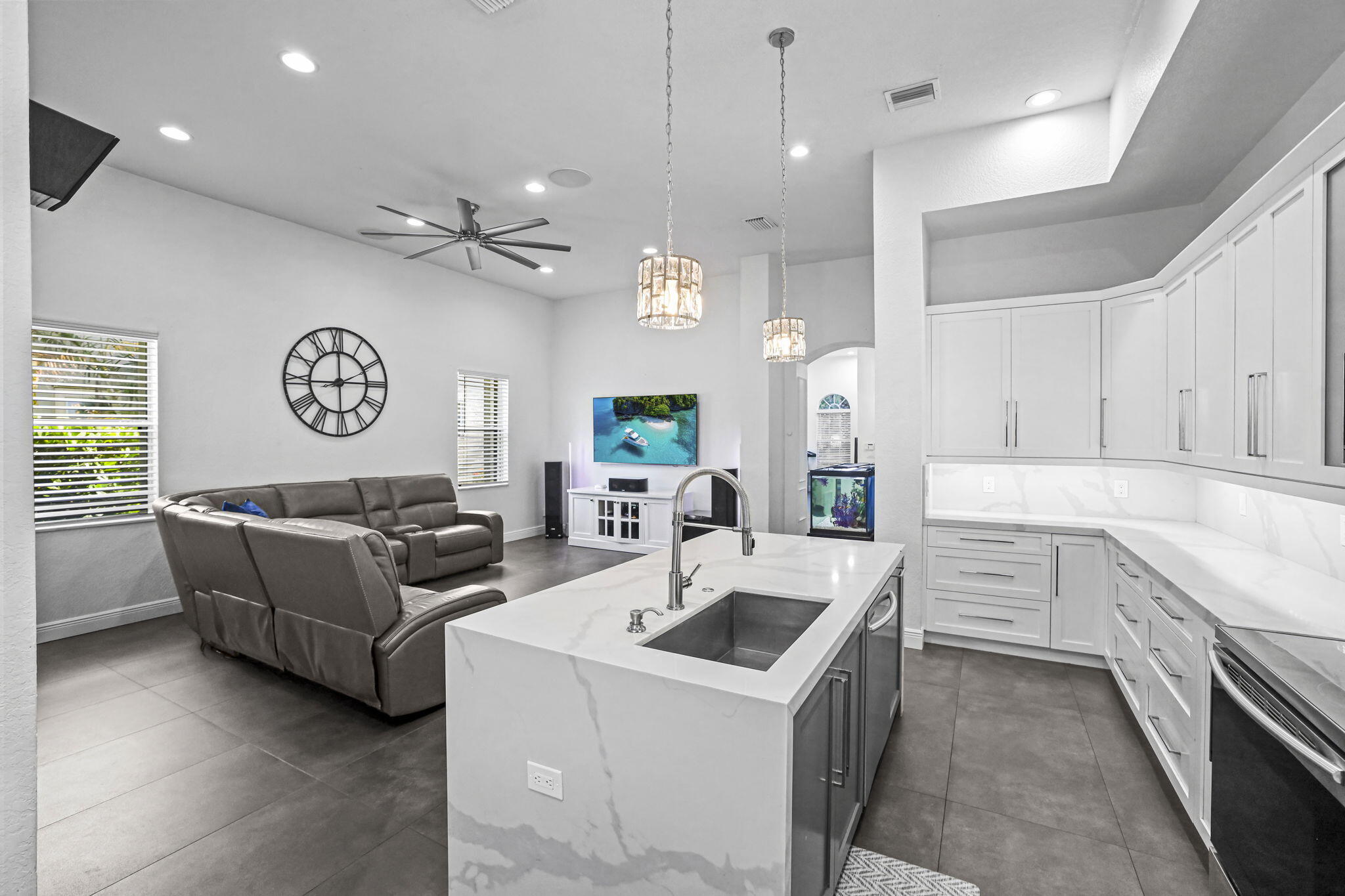 455 Cresta Circle