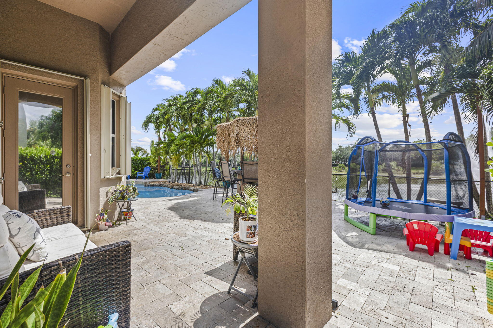 455 Cresta Circle