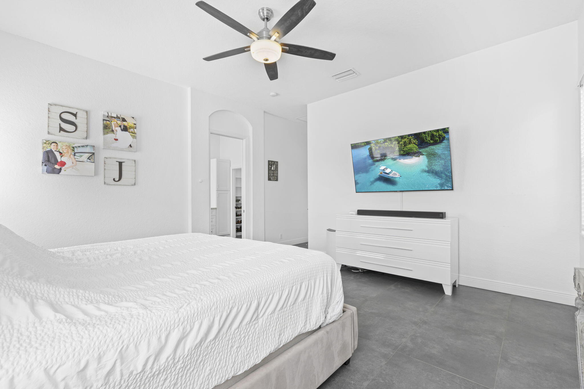 455 Cresta Circle
